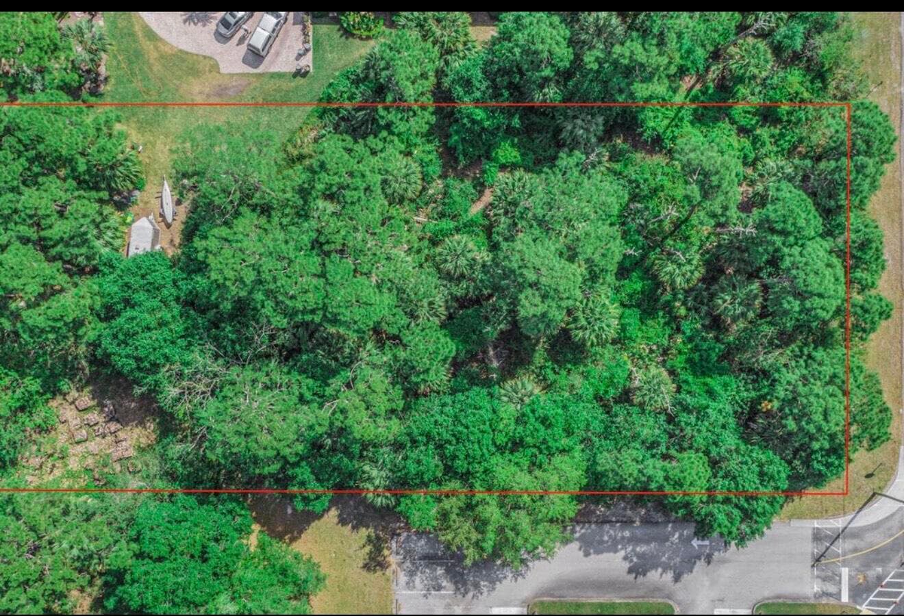 104 NE Charleston Oaks Drive, Port St. Lucie, FL 34983 4