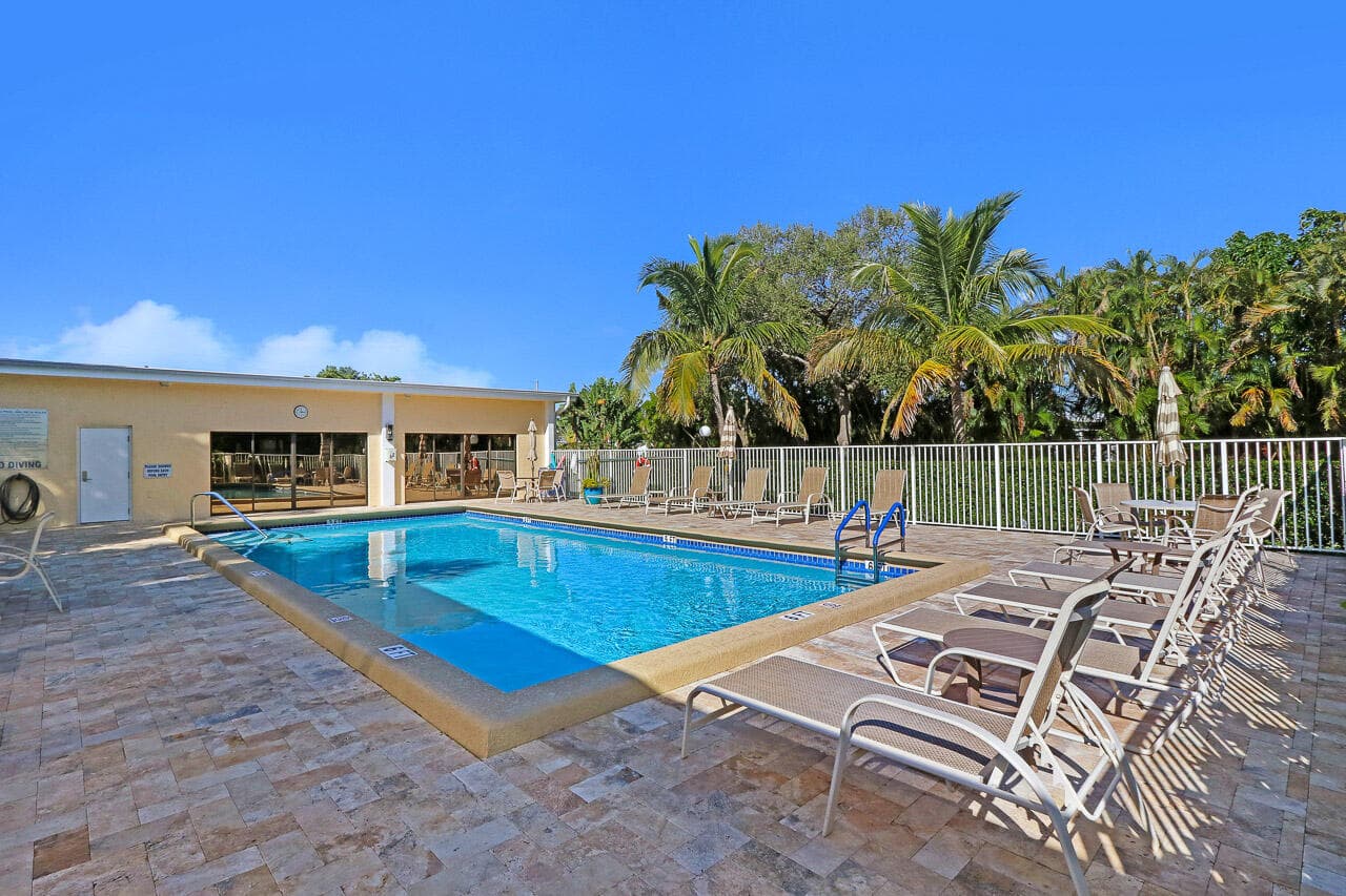 300 N Highway A1a 303g, Jupiter, FL 33477 22