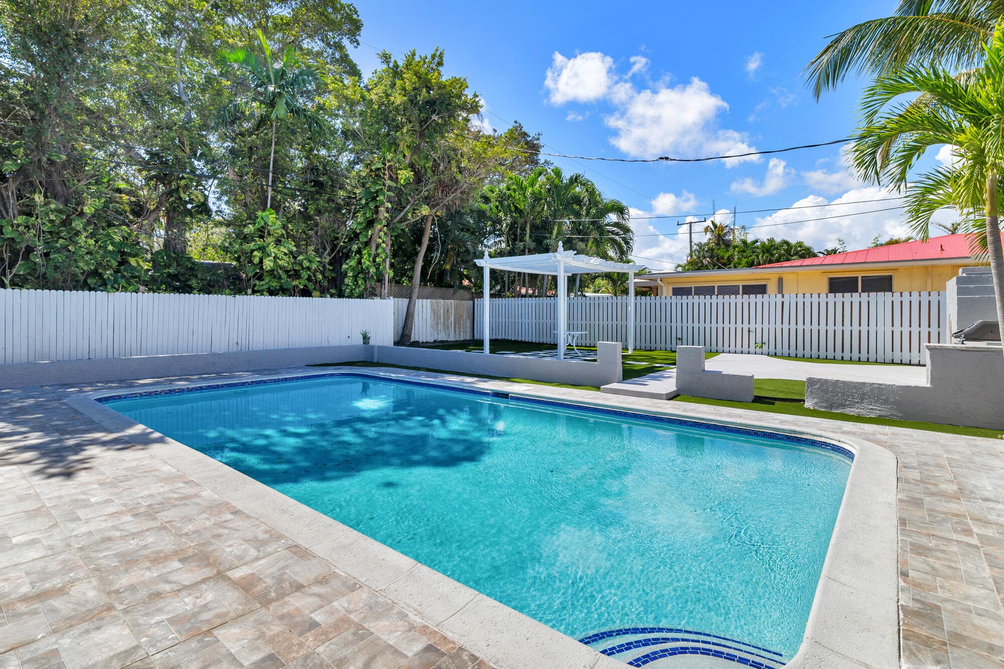 3517 N Flagler Drive, West Palm Beach, FL 33407 32