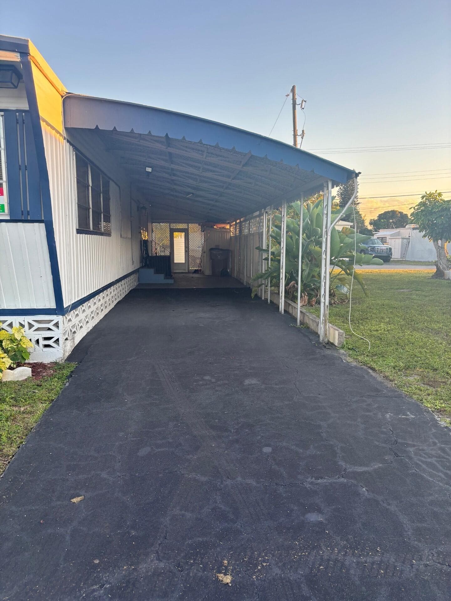 562 NE 47th St, Lot 393, Deerfield Beach, FL 33064 6