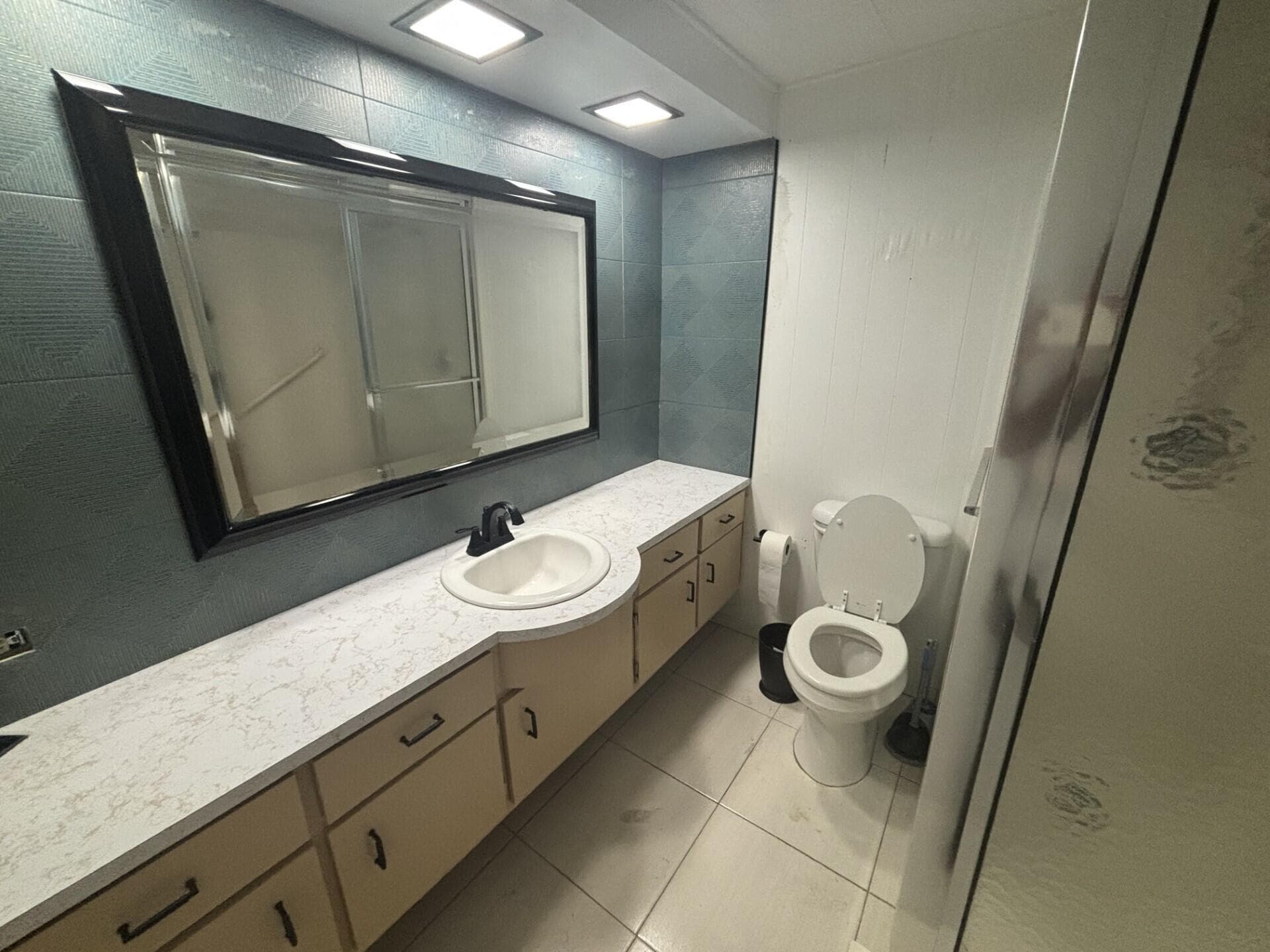 562 NE 47th St, Lot 393, Deerfield Beach, FL 33064 16