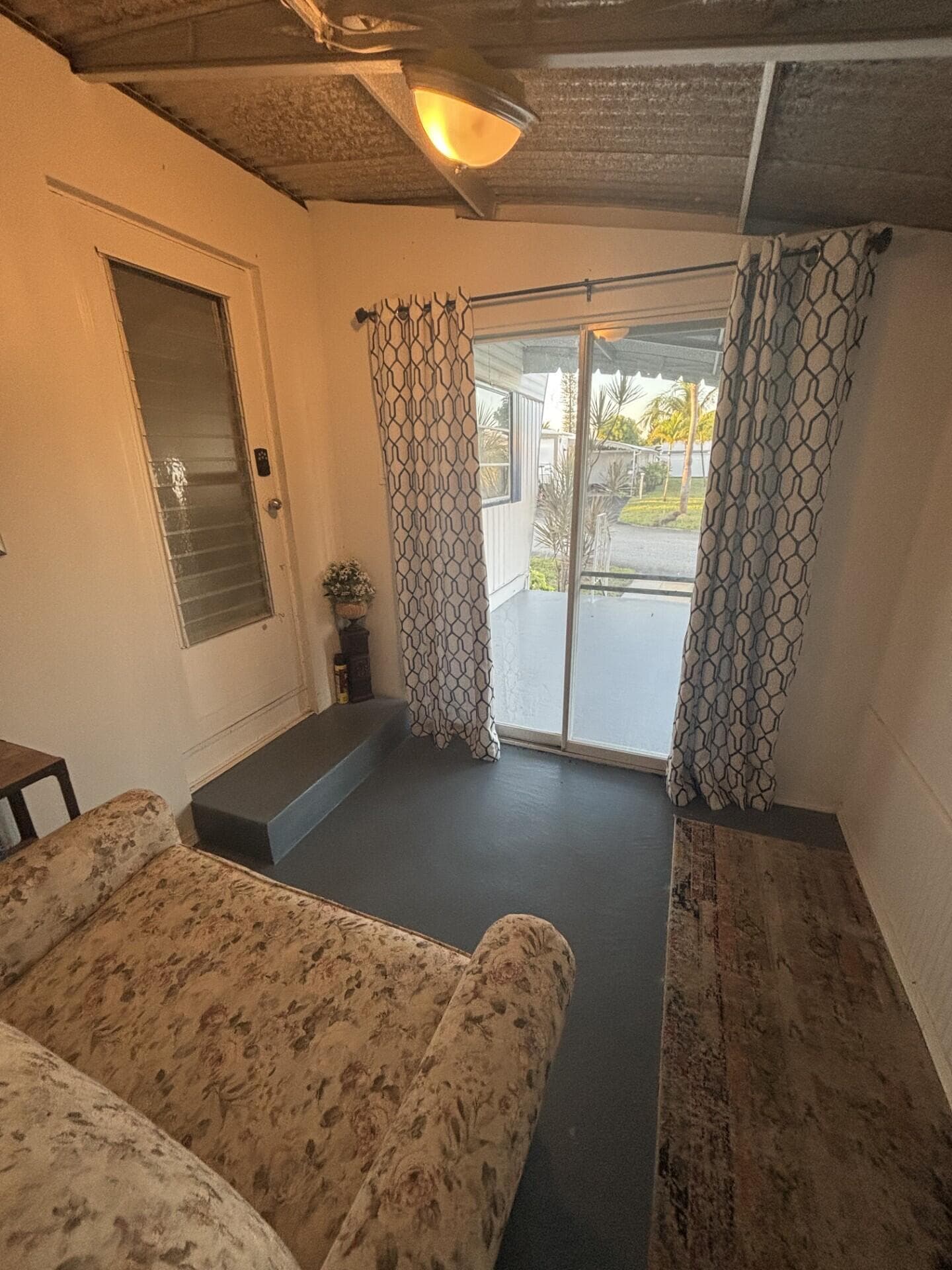 562 NE 47th St, Lot 393, Deerfield Beach, FL 33064 21