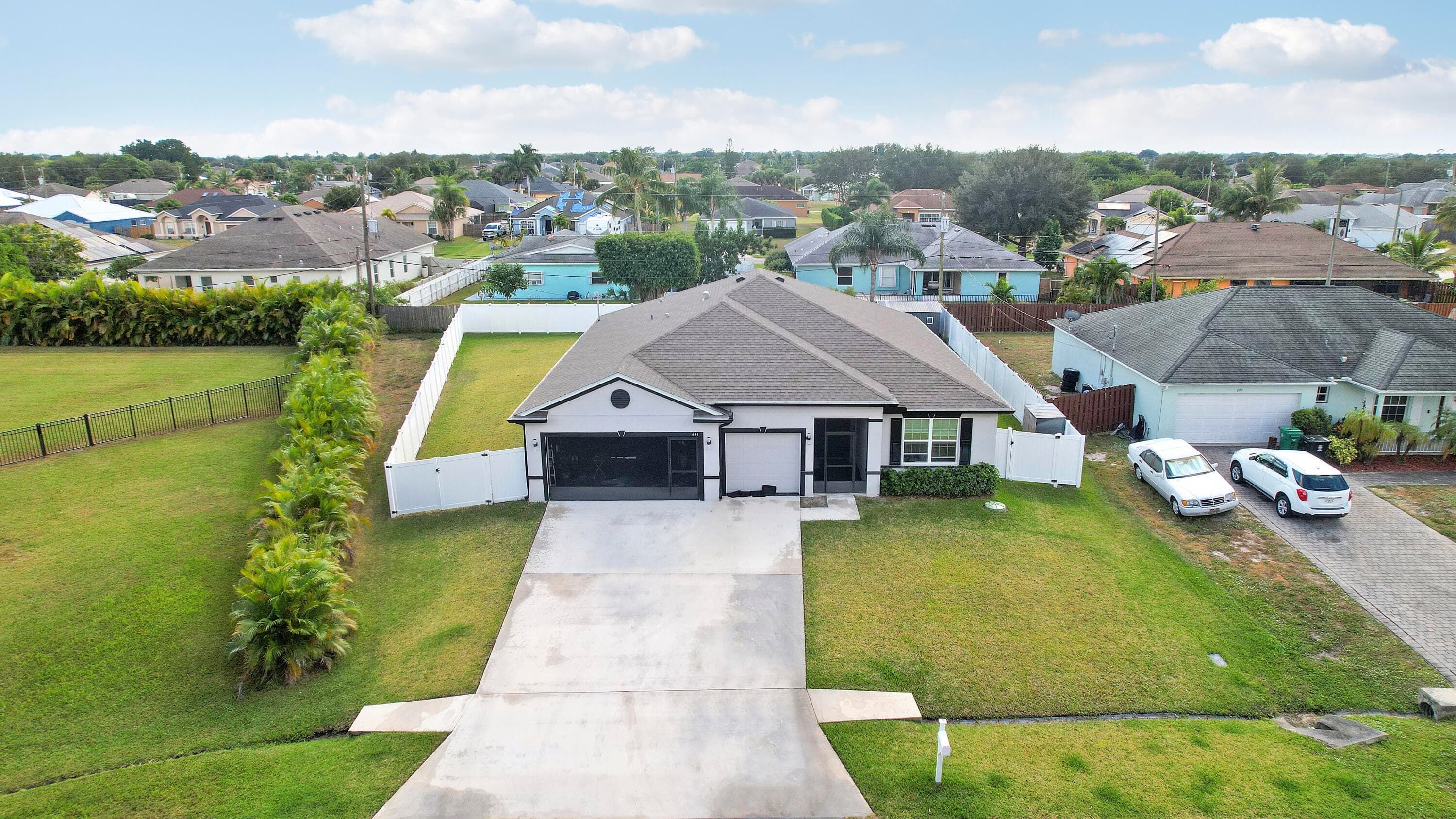 684 SW Jada Road, Port St. Lucie, FL 34953 2