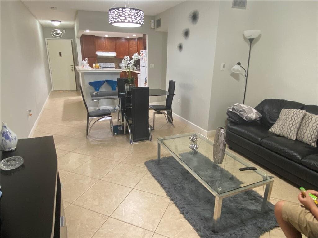 4374 NW 9th Avenue 17-3b, Deerfield Beach, FL 33064 11