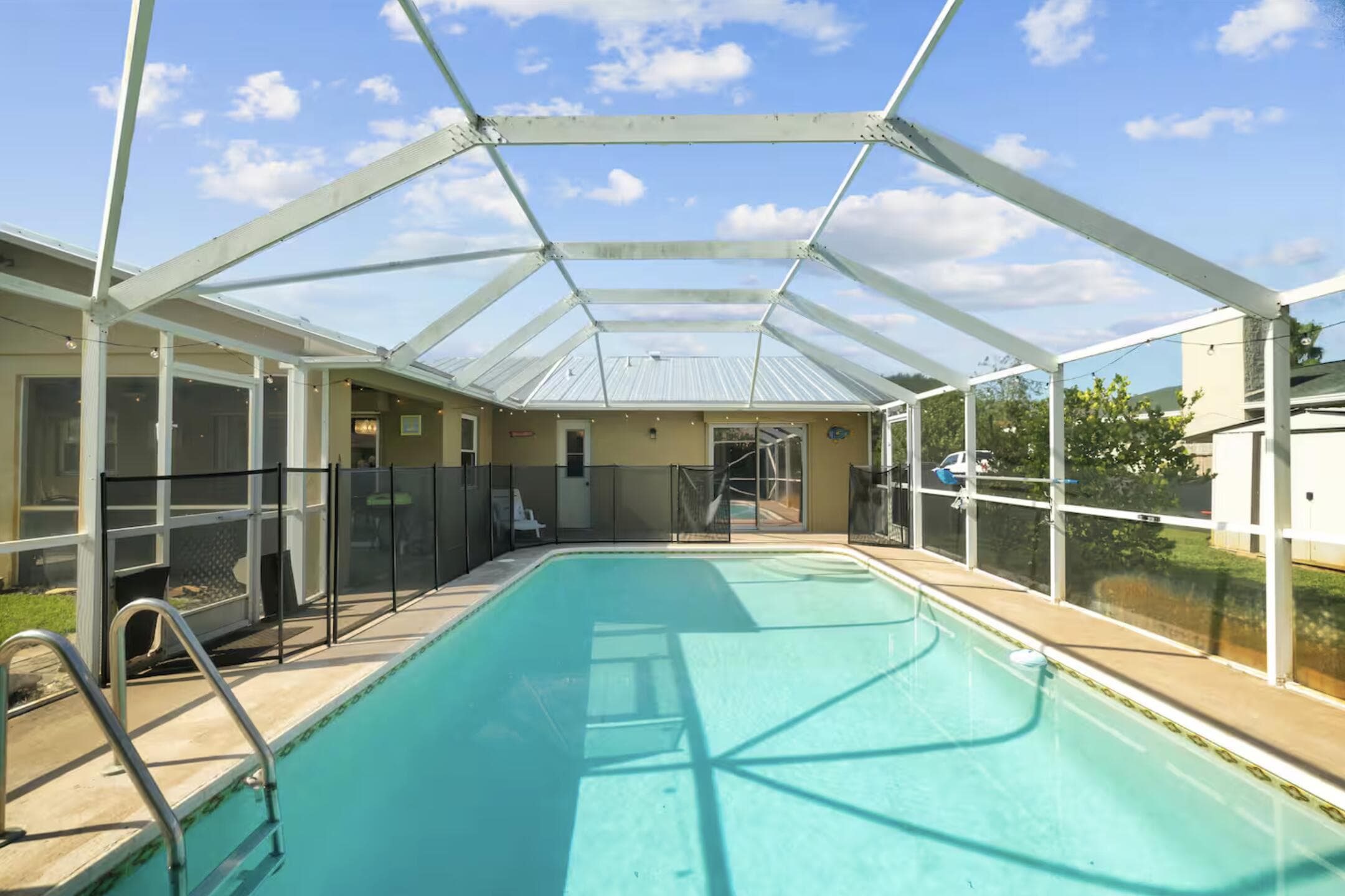 730 SE White Avenue, Port St. Lucie, FL 34983 2