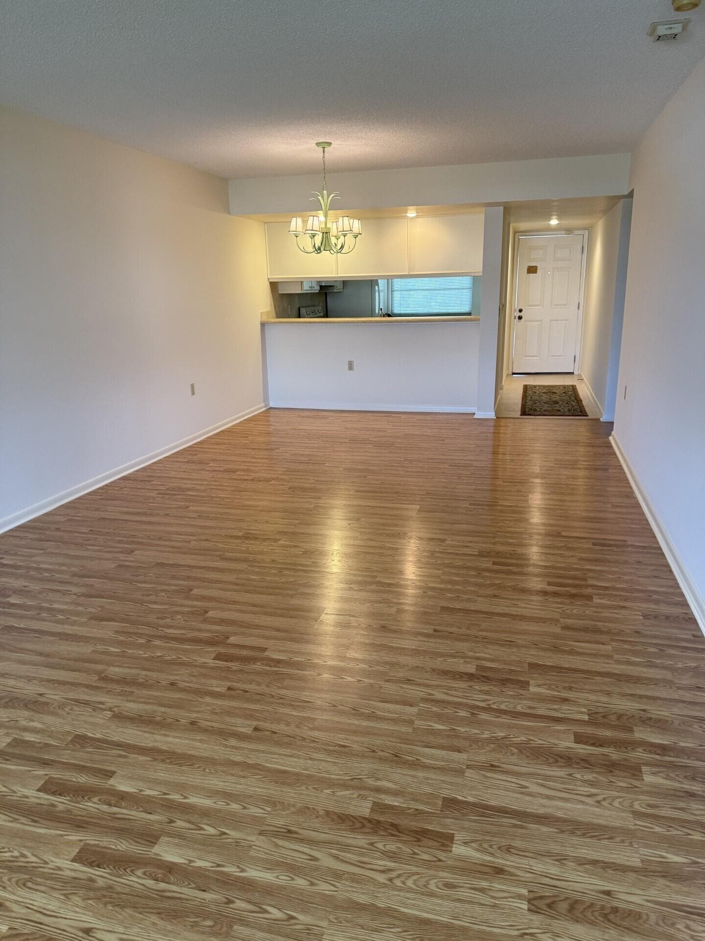 3710 Whitehall Drive 401, West Palm Beach, FL 33401 5