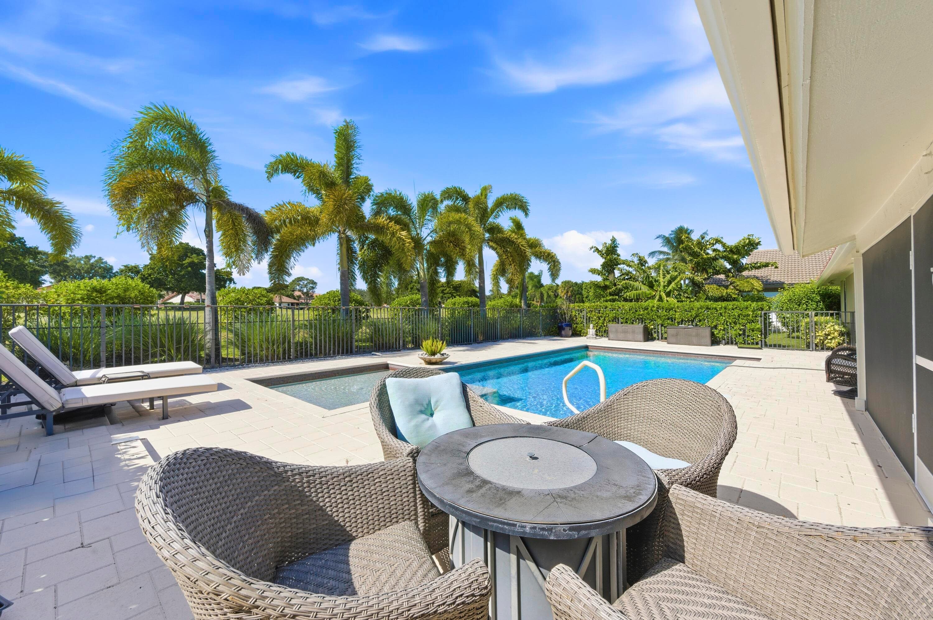 11327 Wingfoot Drive, Boynton Beach, FL 33437 24