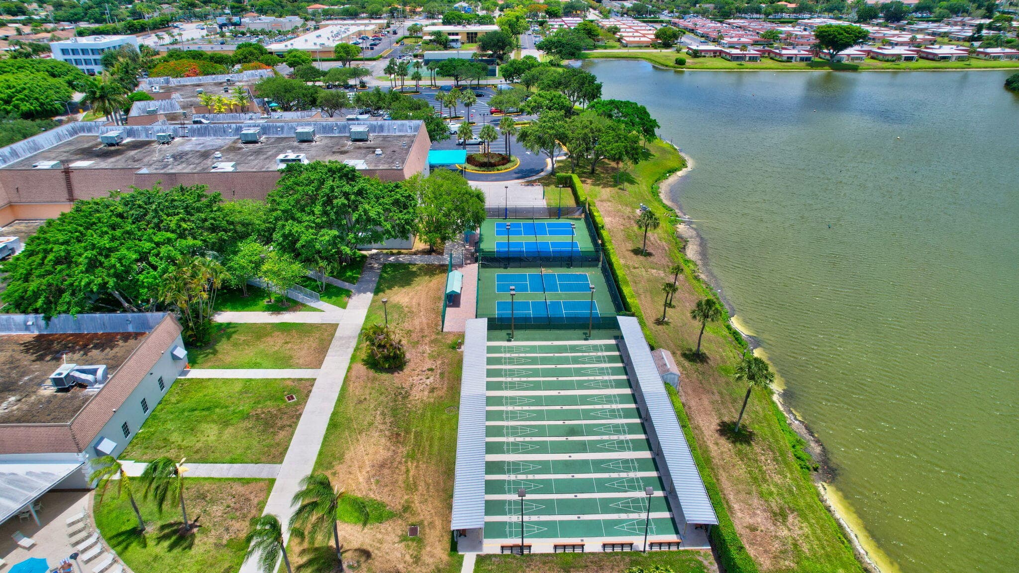 74 Burgundy B, Delray Beach, FL 33484 49