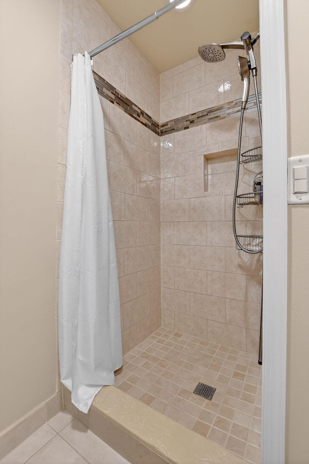 74 Burgundy B, Delray Beach, FL 33484 20