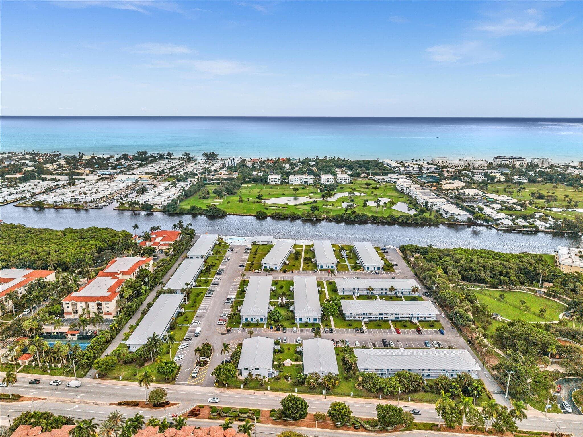 2542 S Federal Highway 0190, Boynton Beach, FL 33435 36