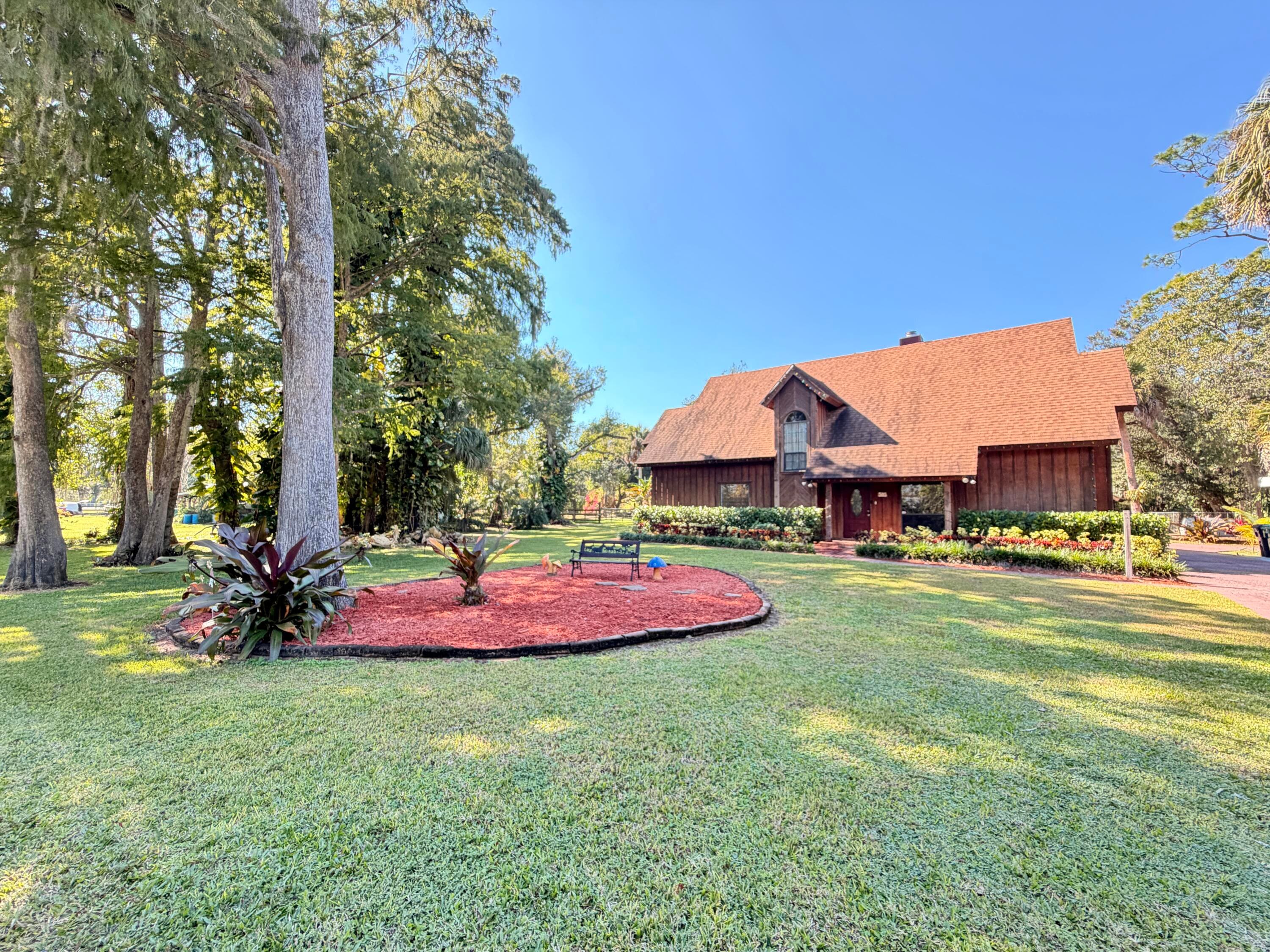 505 SE 18th Way, Okeechobee, FL 34974 2