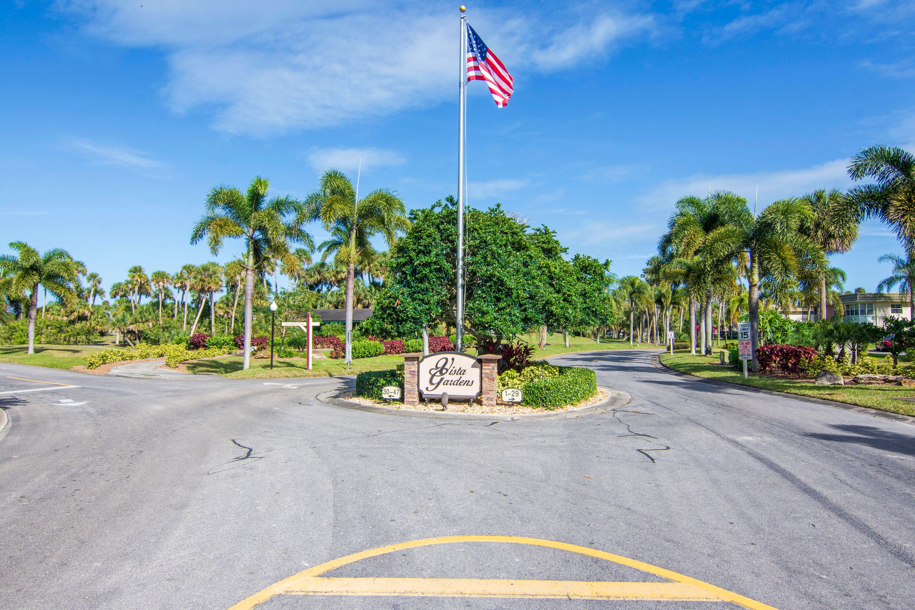 68 Royal Oak Court 202, Vero Beach, FL 32962 22