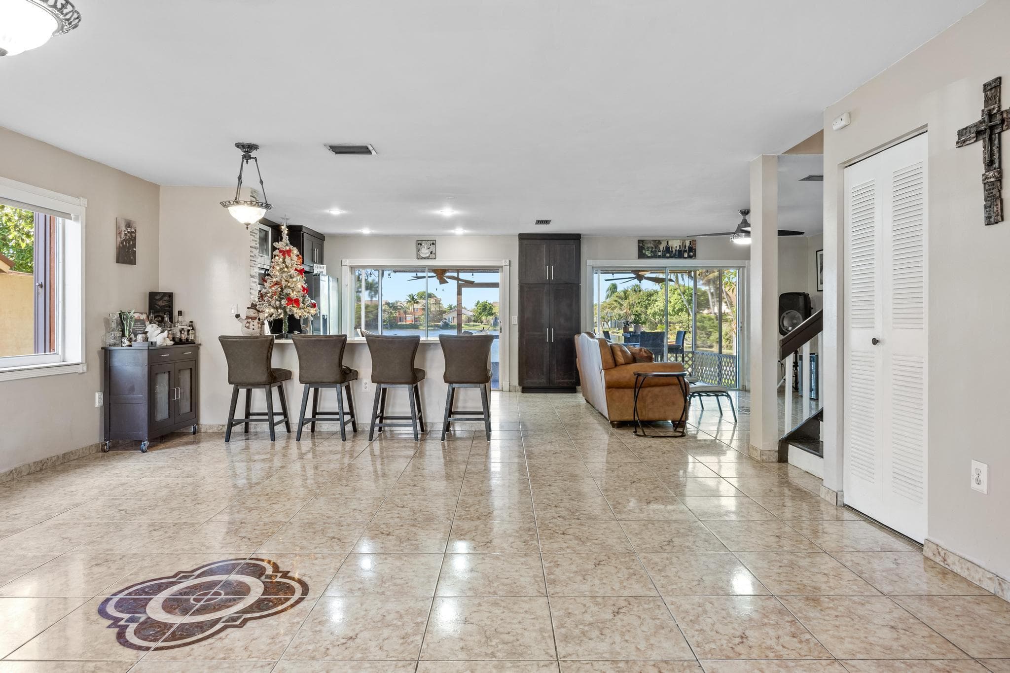 940 SW 96th Avenue, Pembroke Pines, FL 33025 8