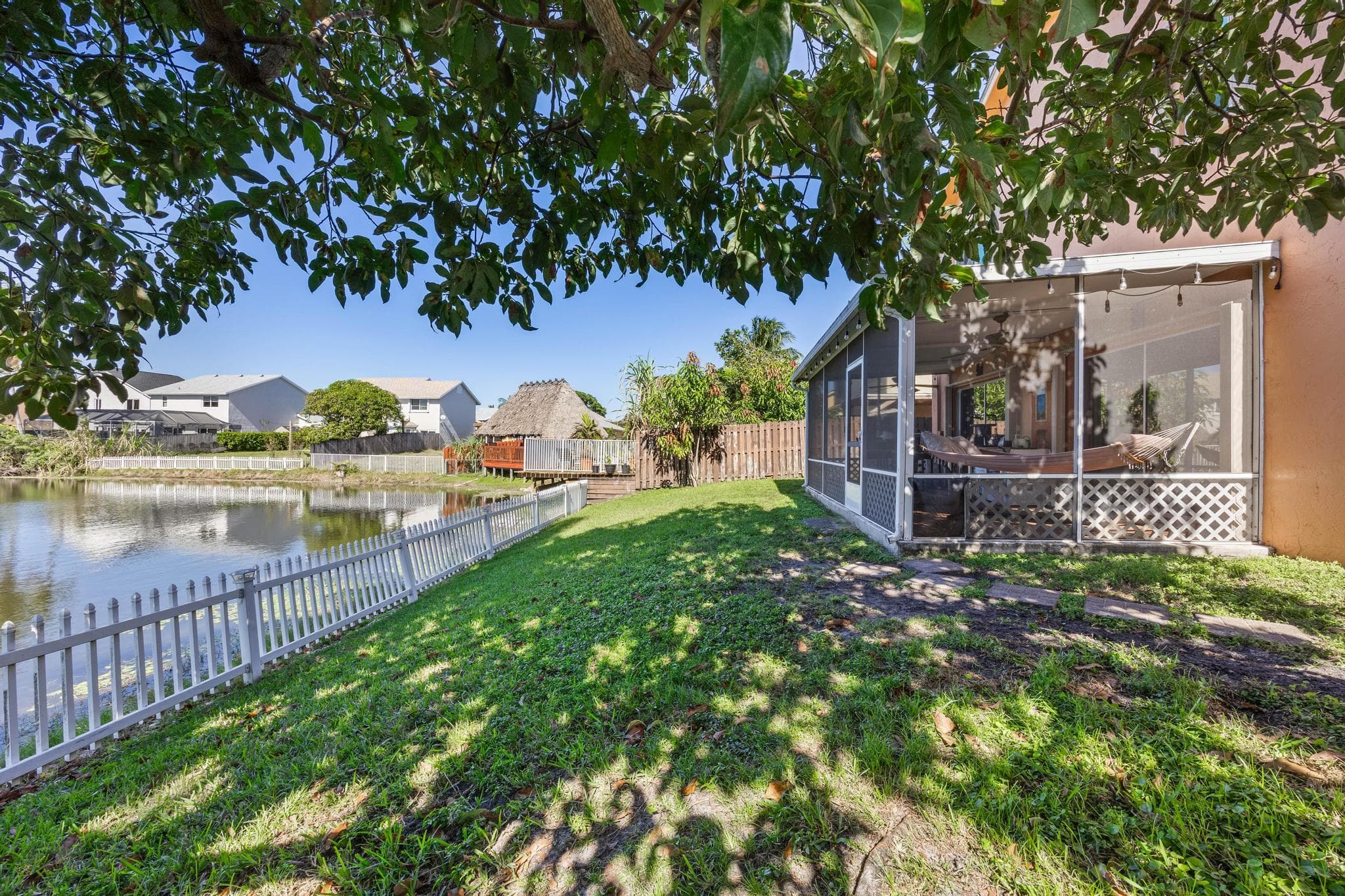 940 SW 96th Avenue, Pembroke Pines, FL 33025 37