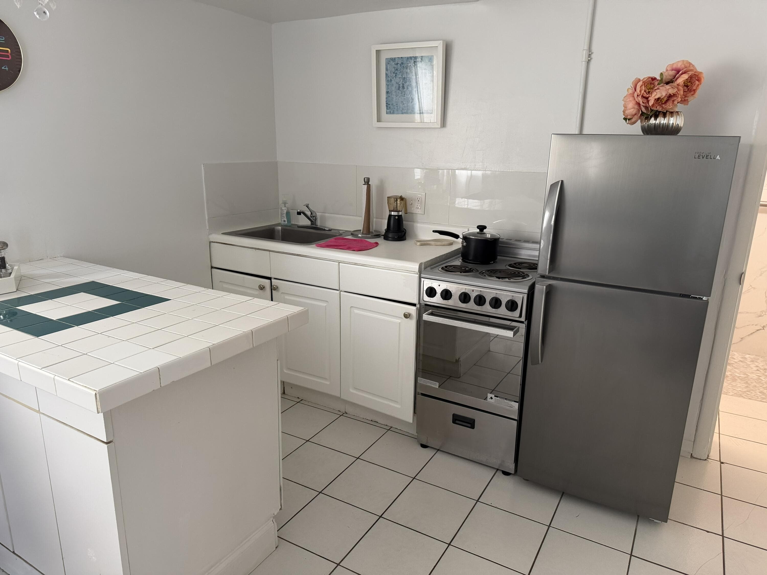 811 SE 16th Street, Fort Lauderdale, FL 33316 9