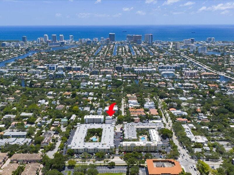105 NE 16th Terrace, Fort Lauderdale, FL 33301 6