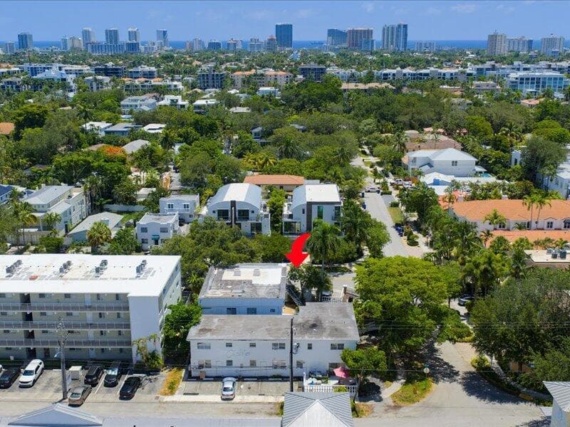 105 NE 16th Terrace, Fort Lauderdale, FL 33301 8