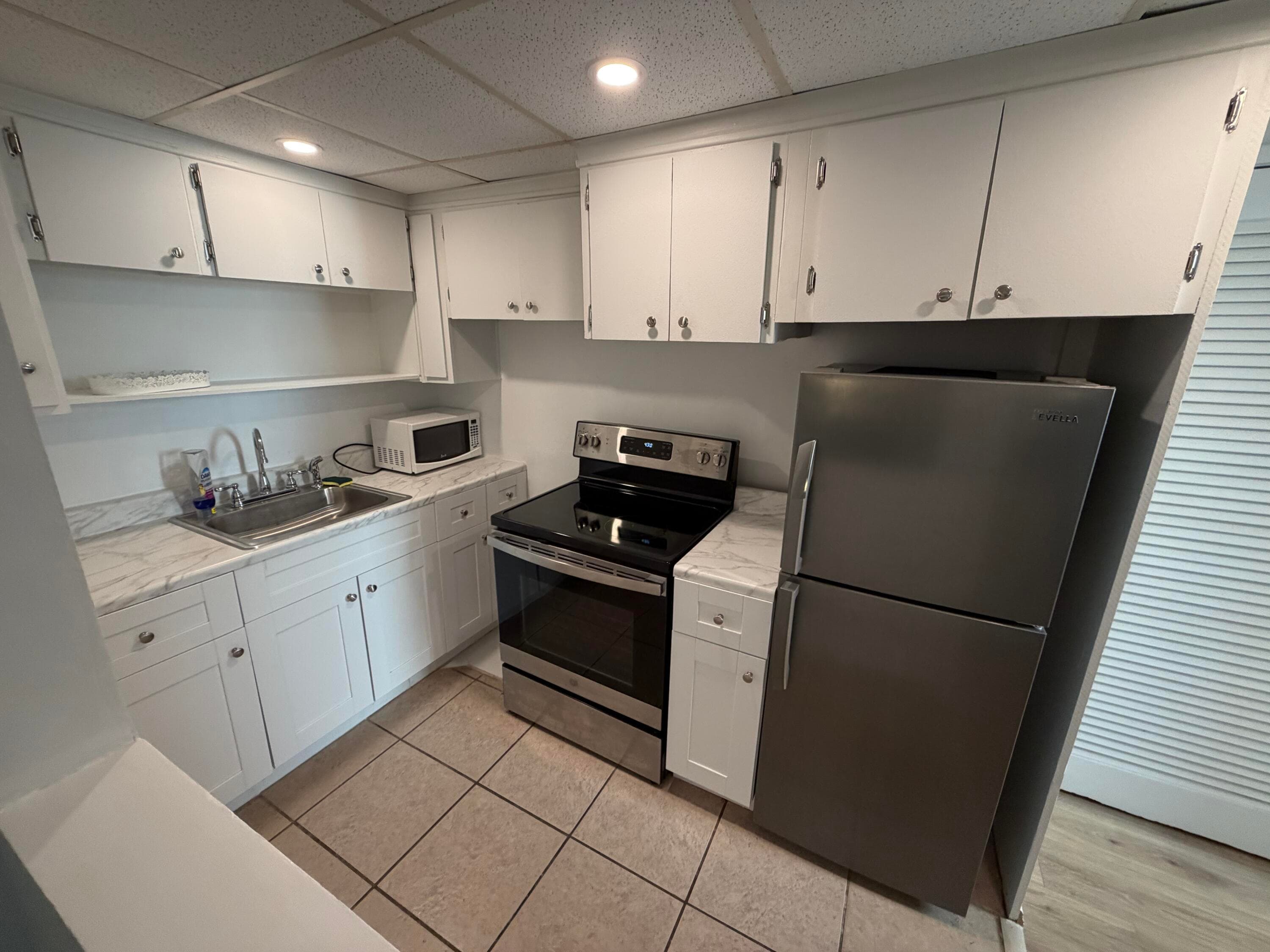 105 NE 16th Terrace, Fort Lauderdale, FL 33301 16