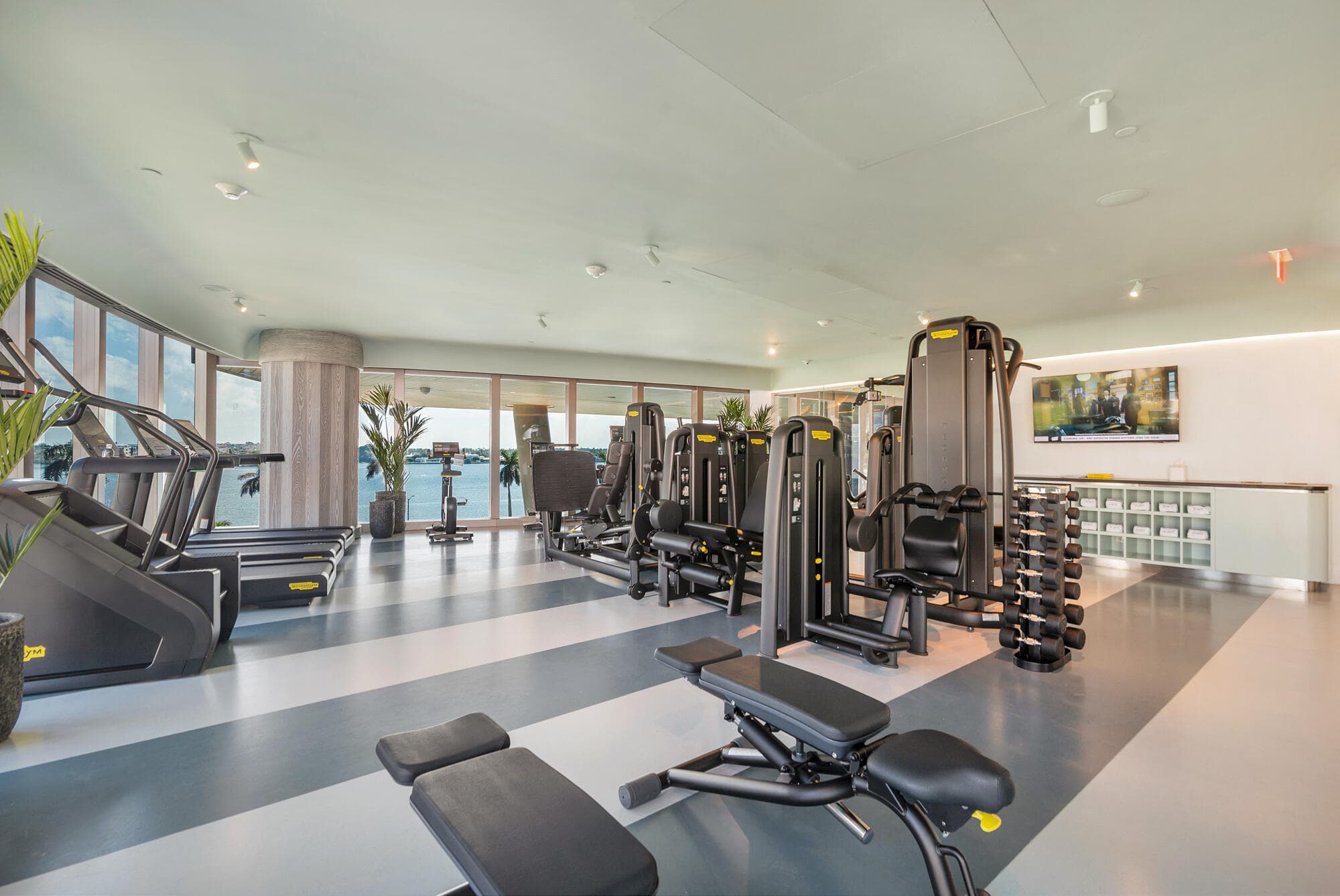 1333 S Flagler Drive 2202, West Palm Beach, FL 33401 26