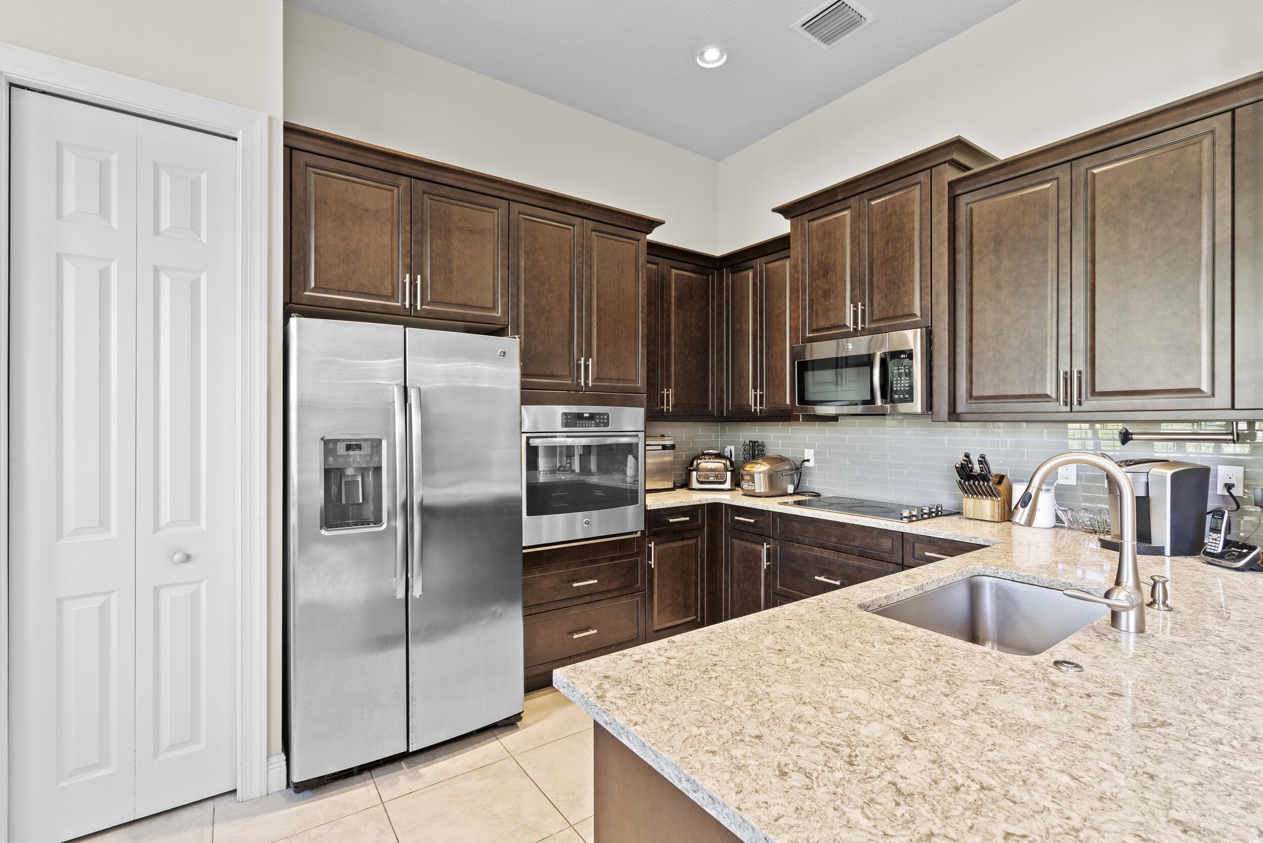 10937 SW Visconti Way, Port St. Lucie, FL 34986 26