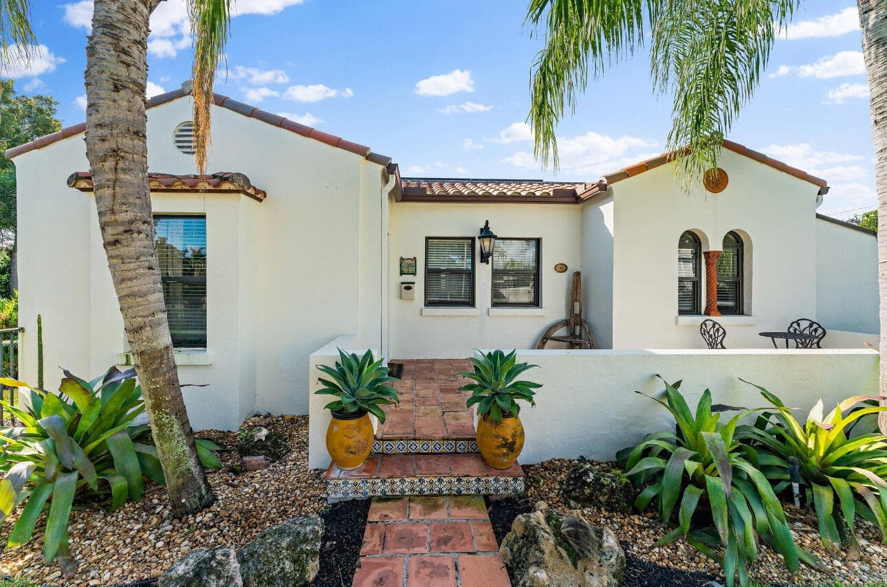 400 33rd Street, West Palm Beach, FL 33407 12