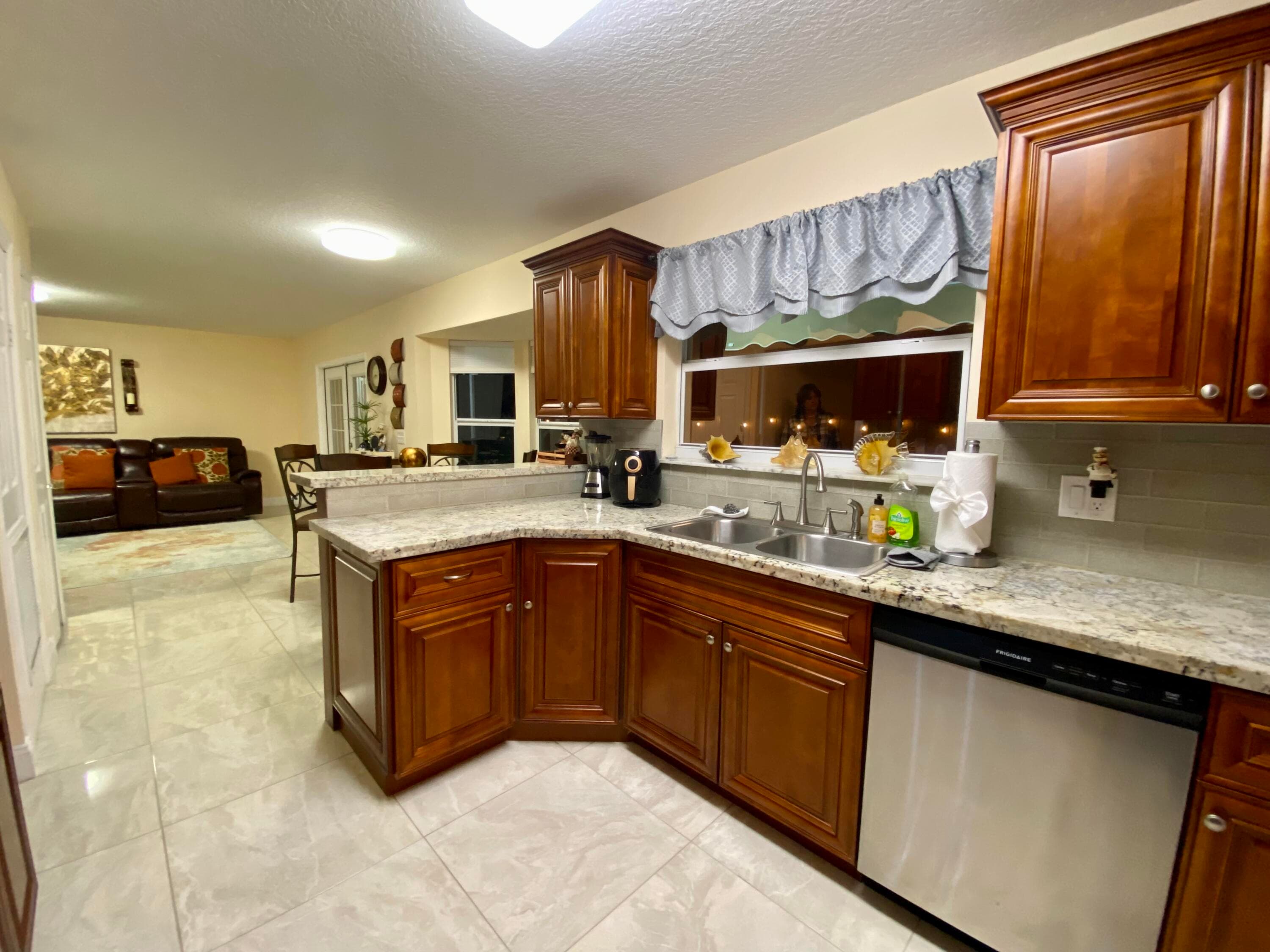 1996 Lake Breeze Court, Wellington, FL 33414 13