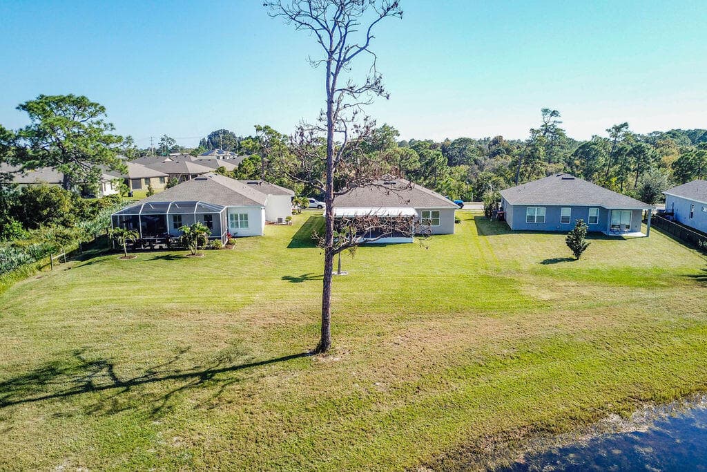 4198 Keeson Circle, Vero Beach, FL 32967 47