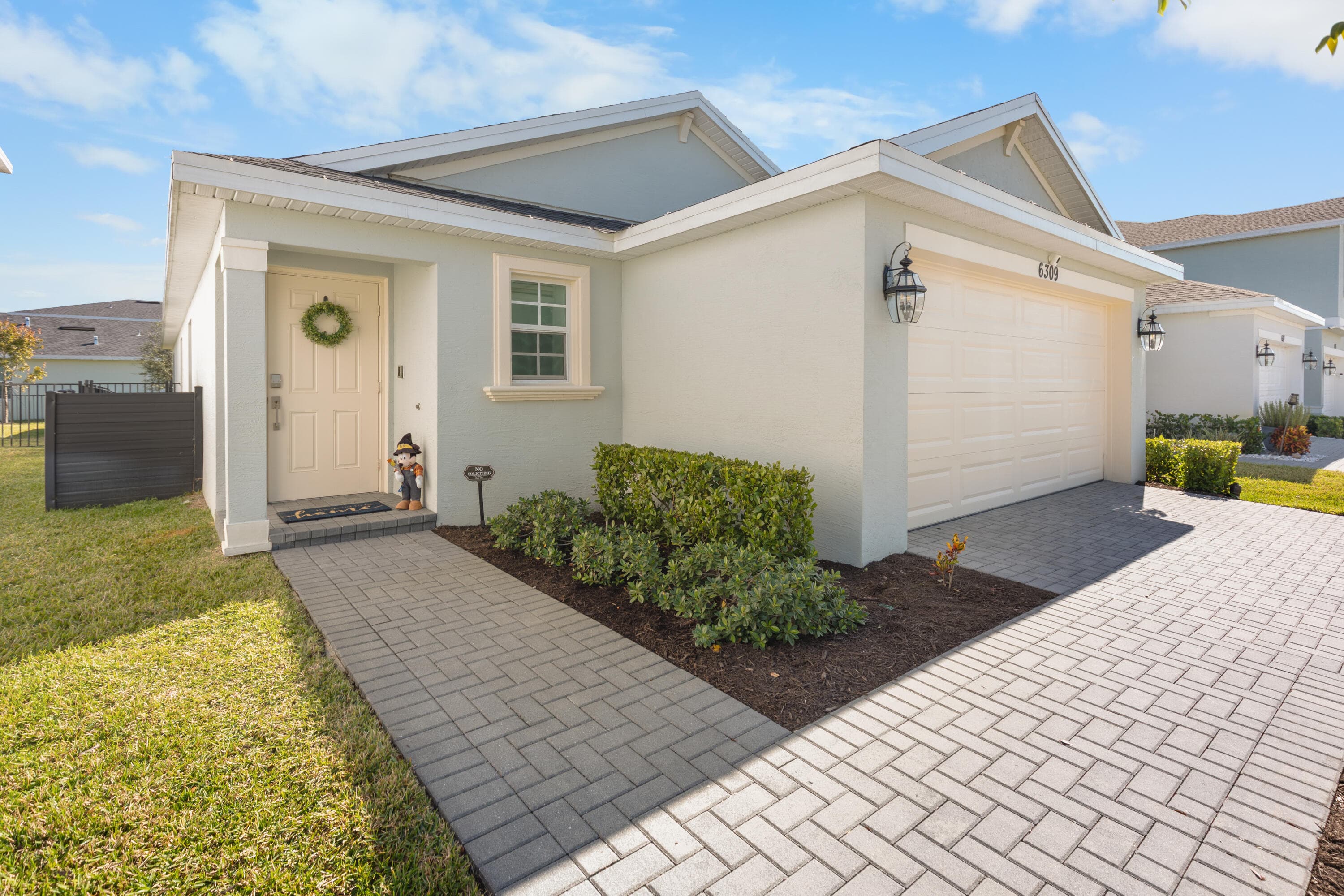 6309 NW Leafmore Lane, Port St. Lucie, FL 34987 2