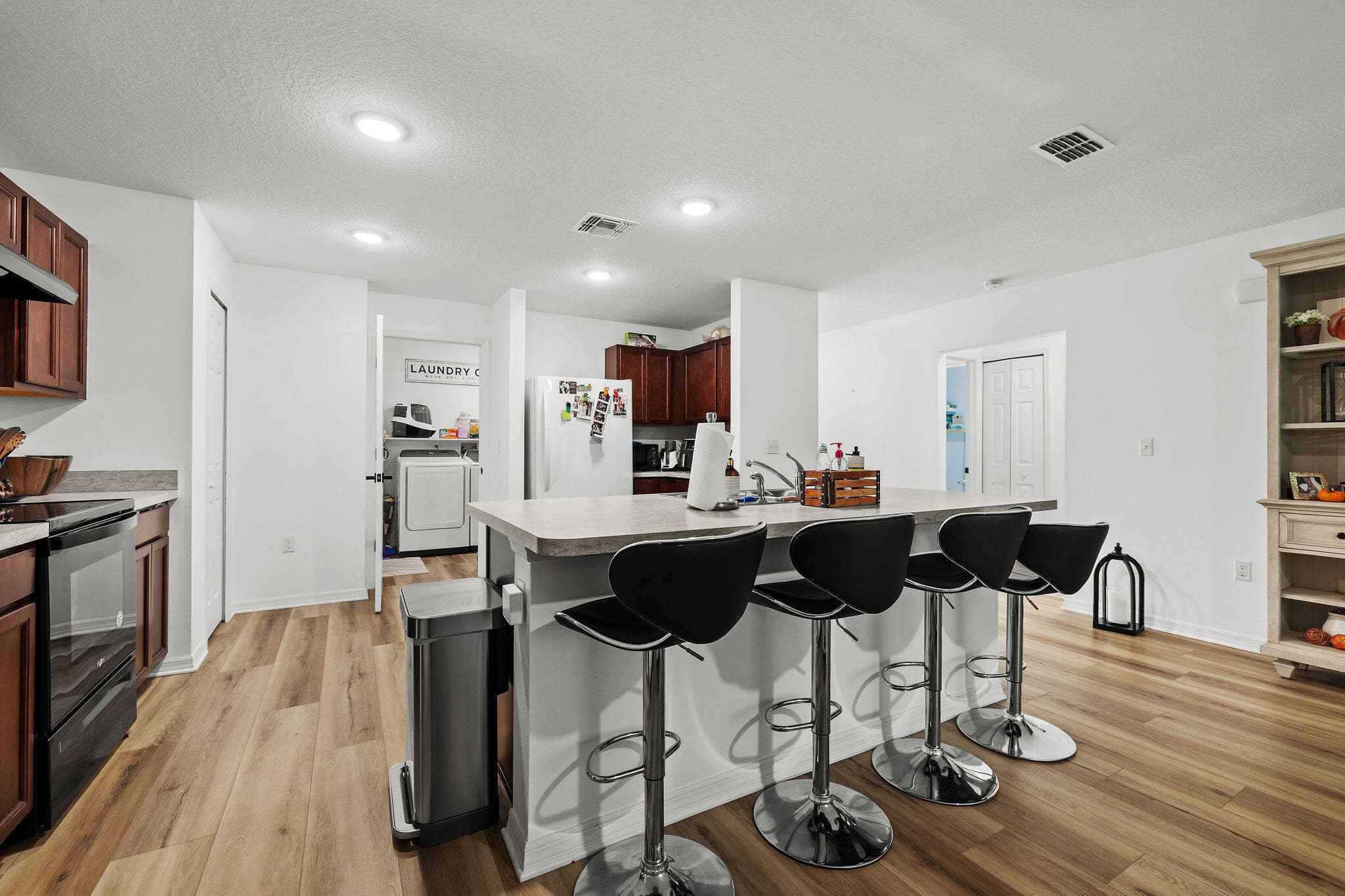 597 NW Kilpatrick Avenue, Port St. Lucie, FL 34983 8