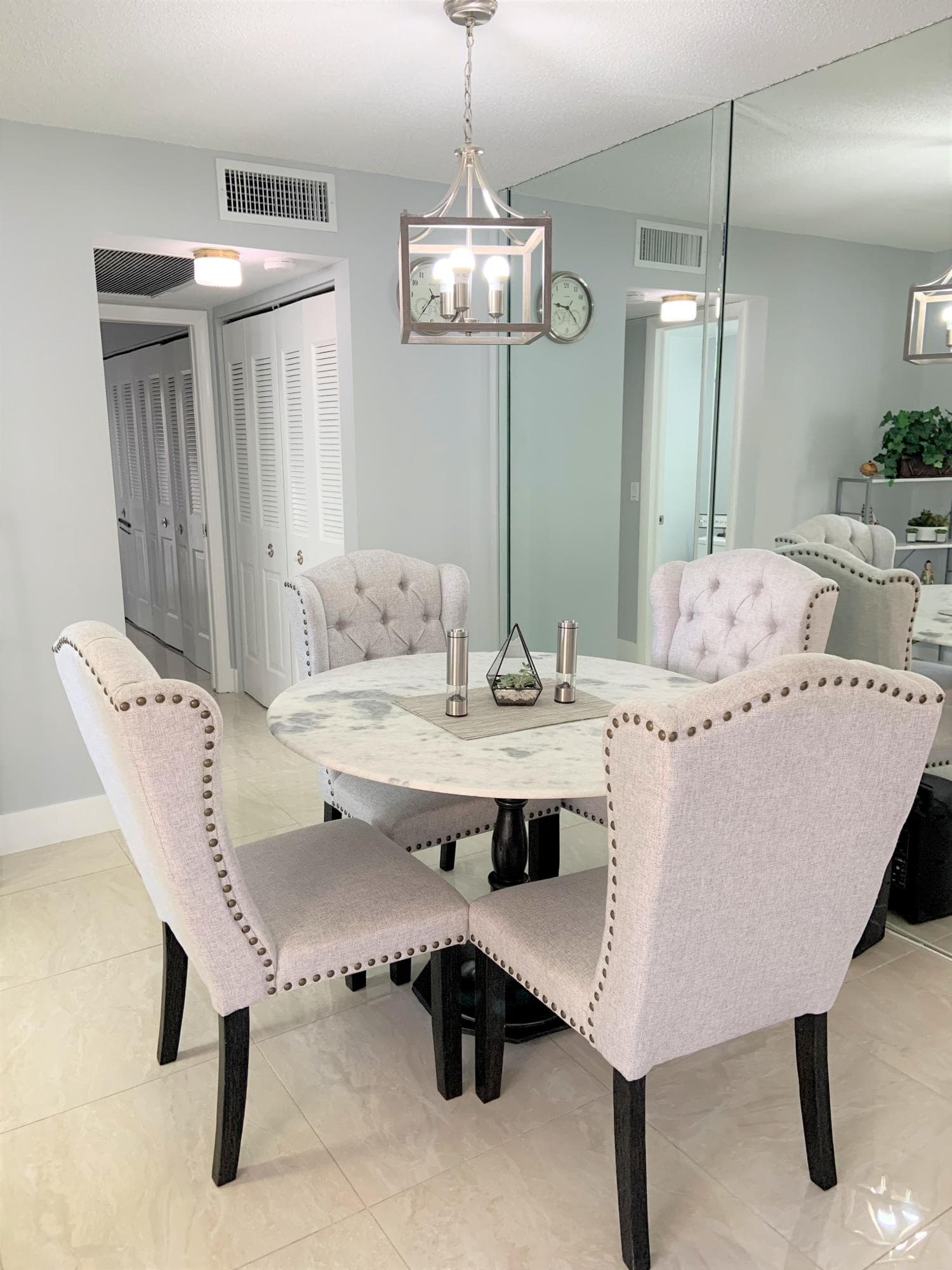 200 Sheffield I, West Palm Beach, FL 33417 5