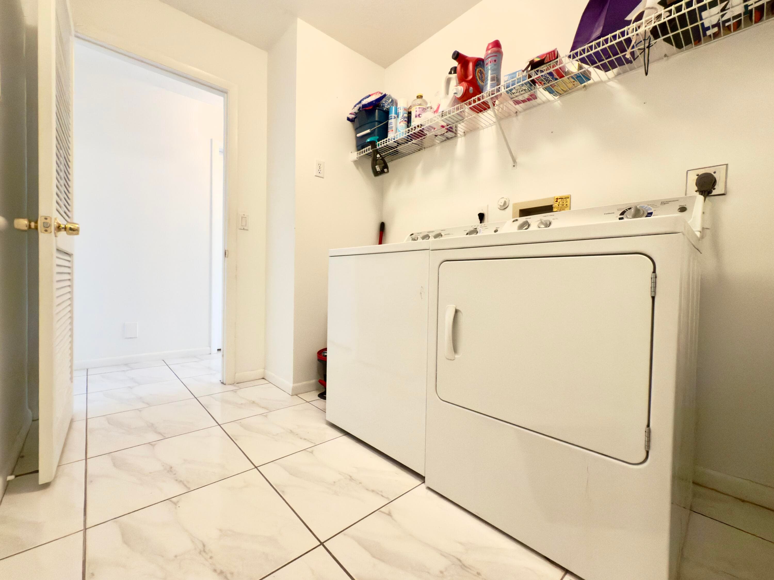 8491 Heather Place, Boynton Beach, FL 33472 26