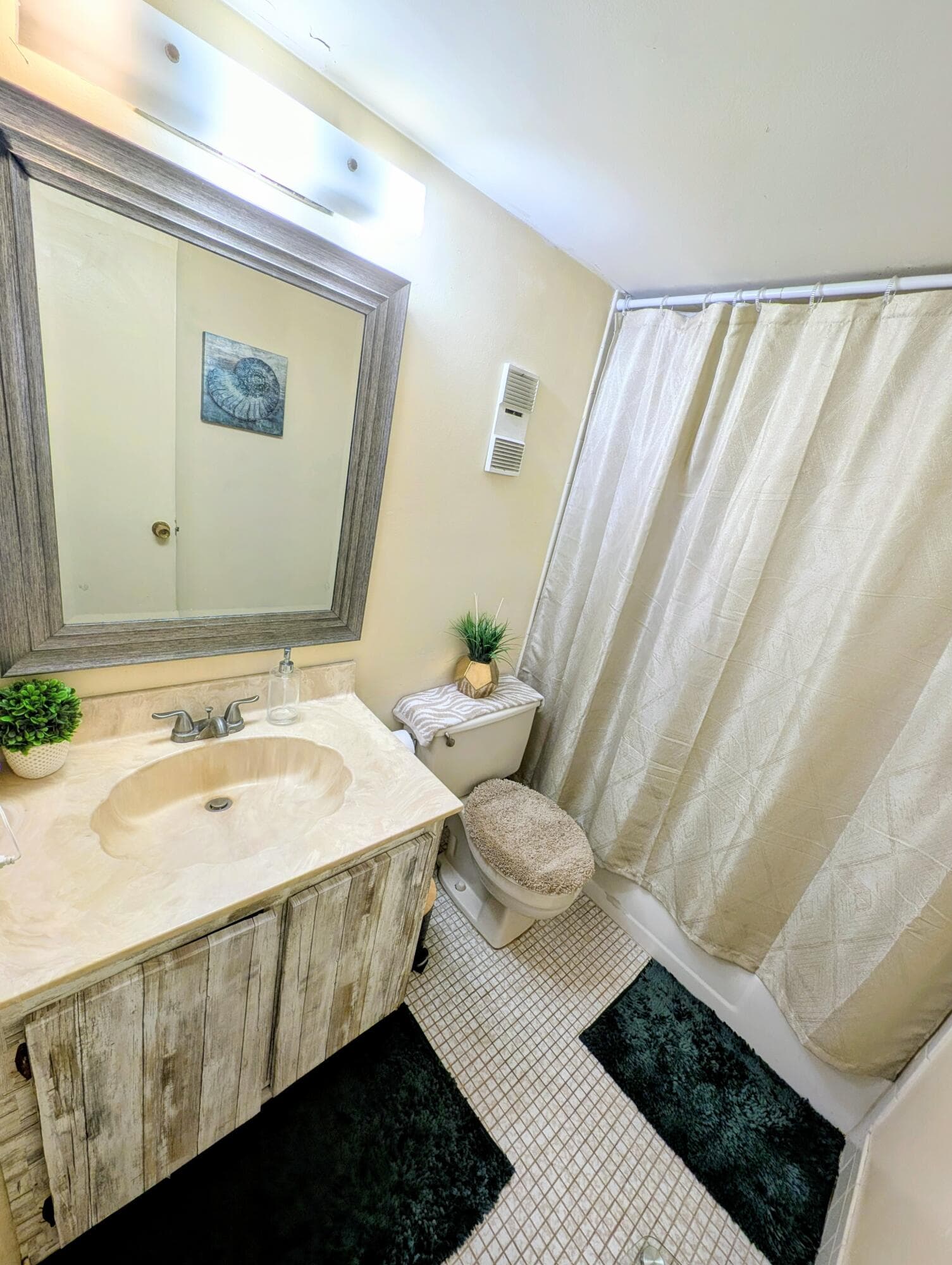 7960 NW 50th Street 104, Lauderhill, FL 33351 4