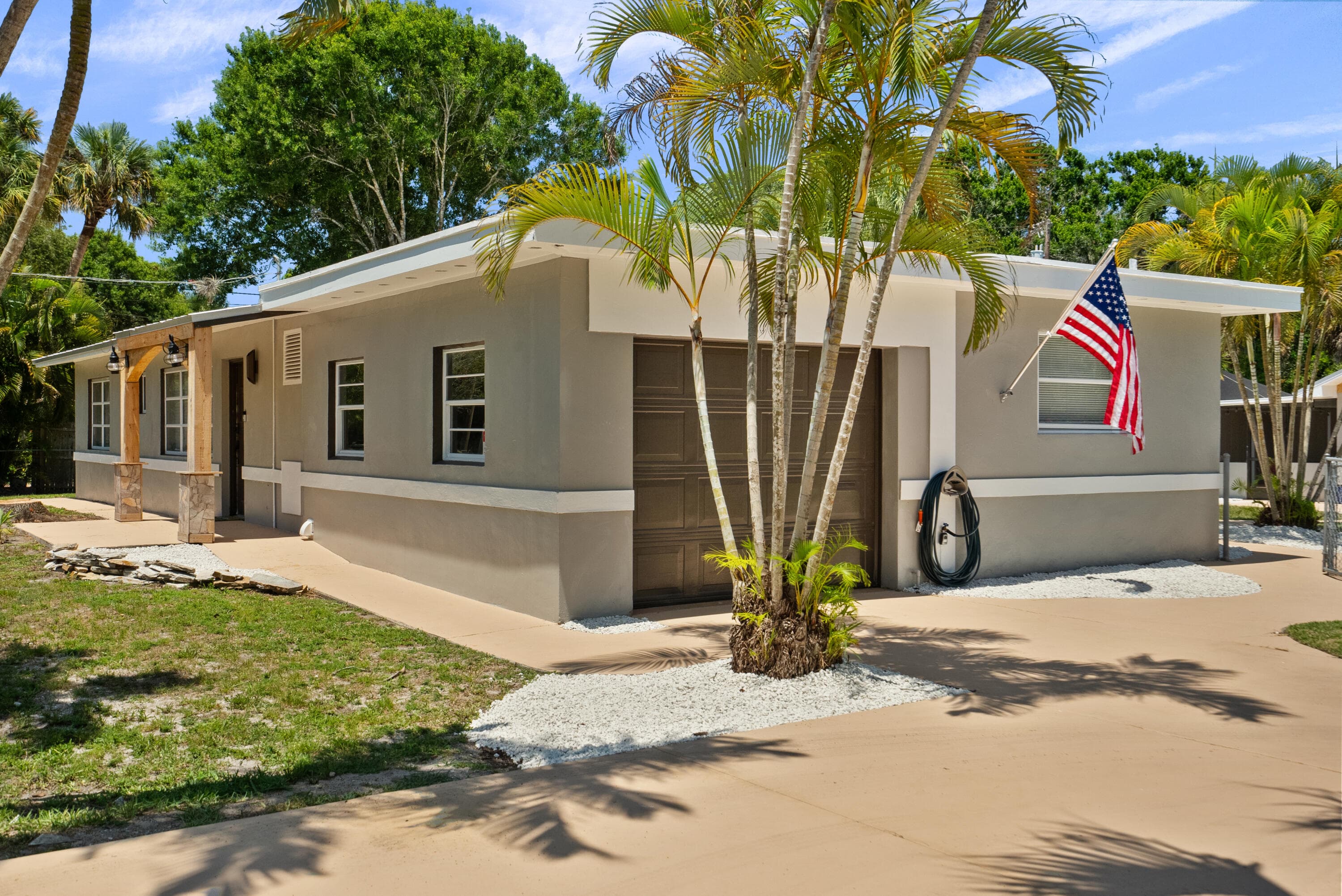 4220 Sunrise Boulevard, Fort Pierce, FL 34982 3