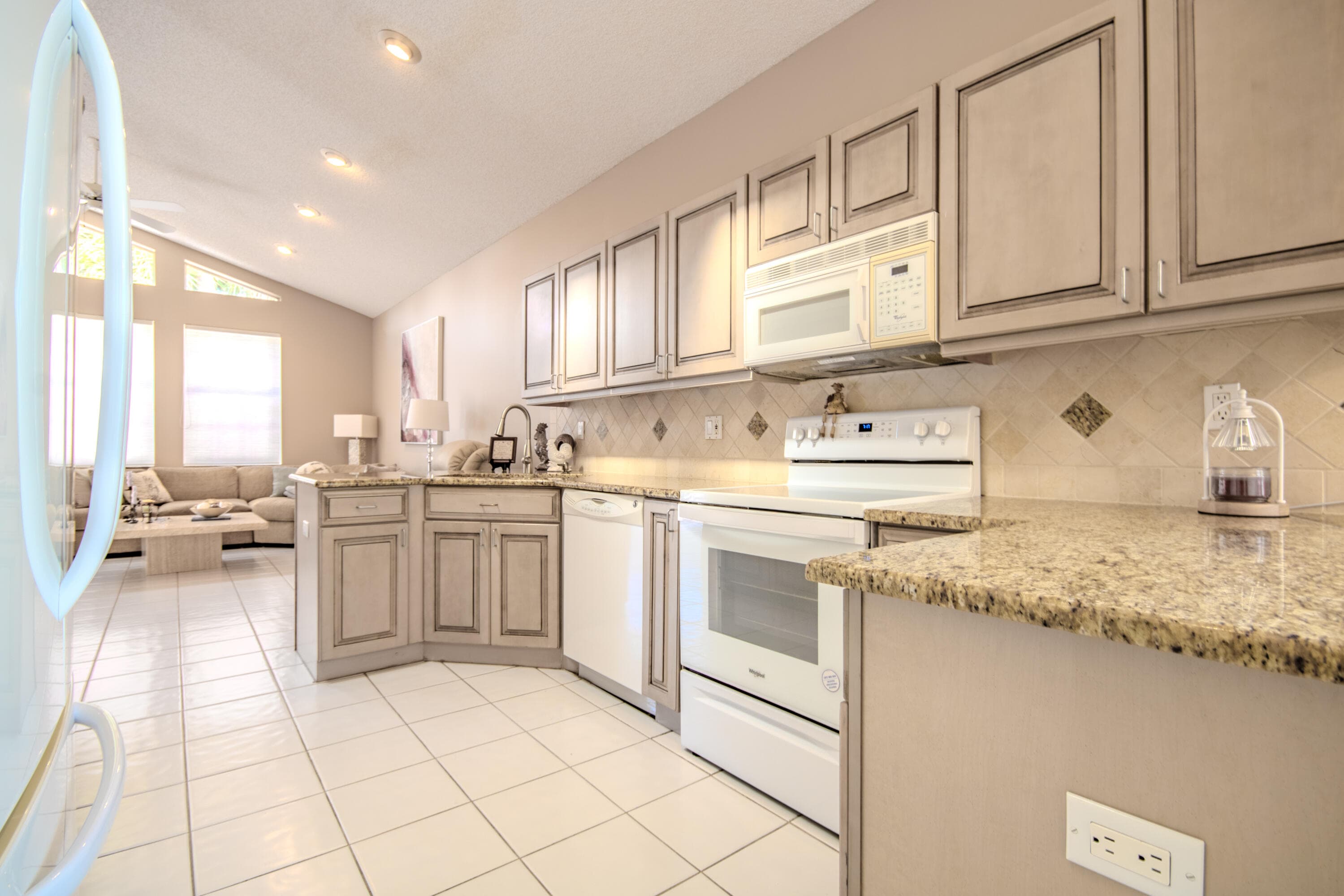 1019 Lytham Court, West Palm Beach, FL 33411 9