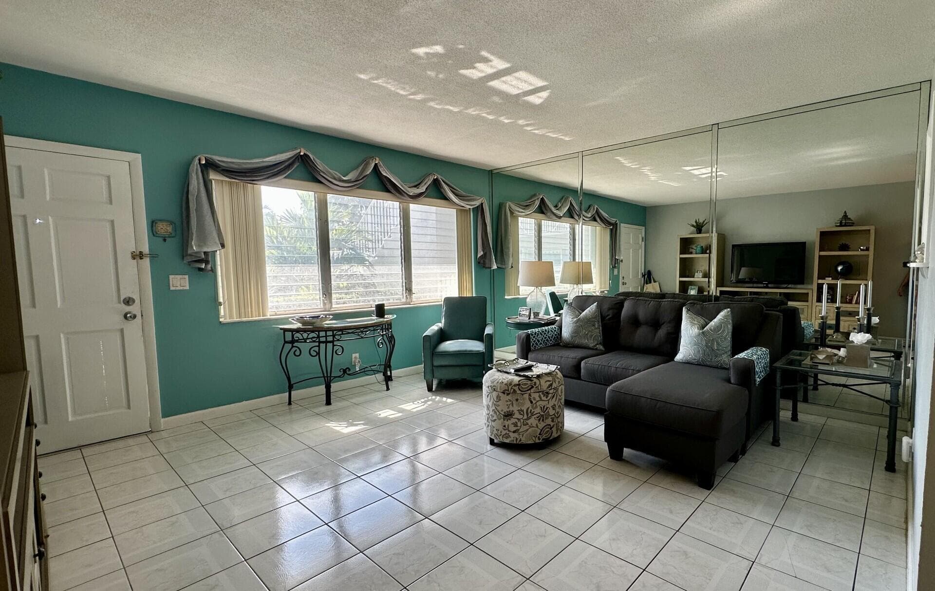 1001 NE 8th Avenue 102, Delray Beach, FL 33483 5