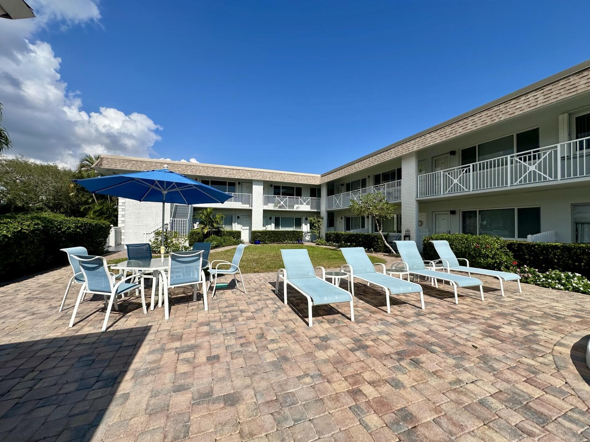 1001 NE 8th Avenue 102, Delray Beach, FL 33483 22