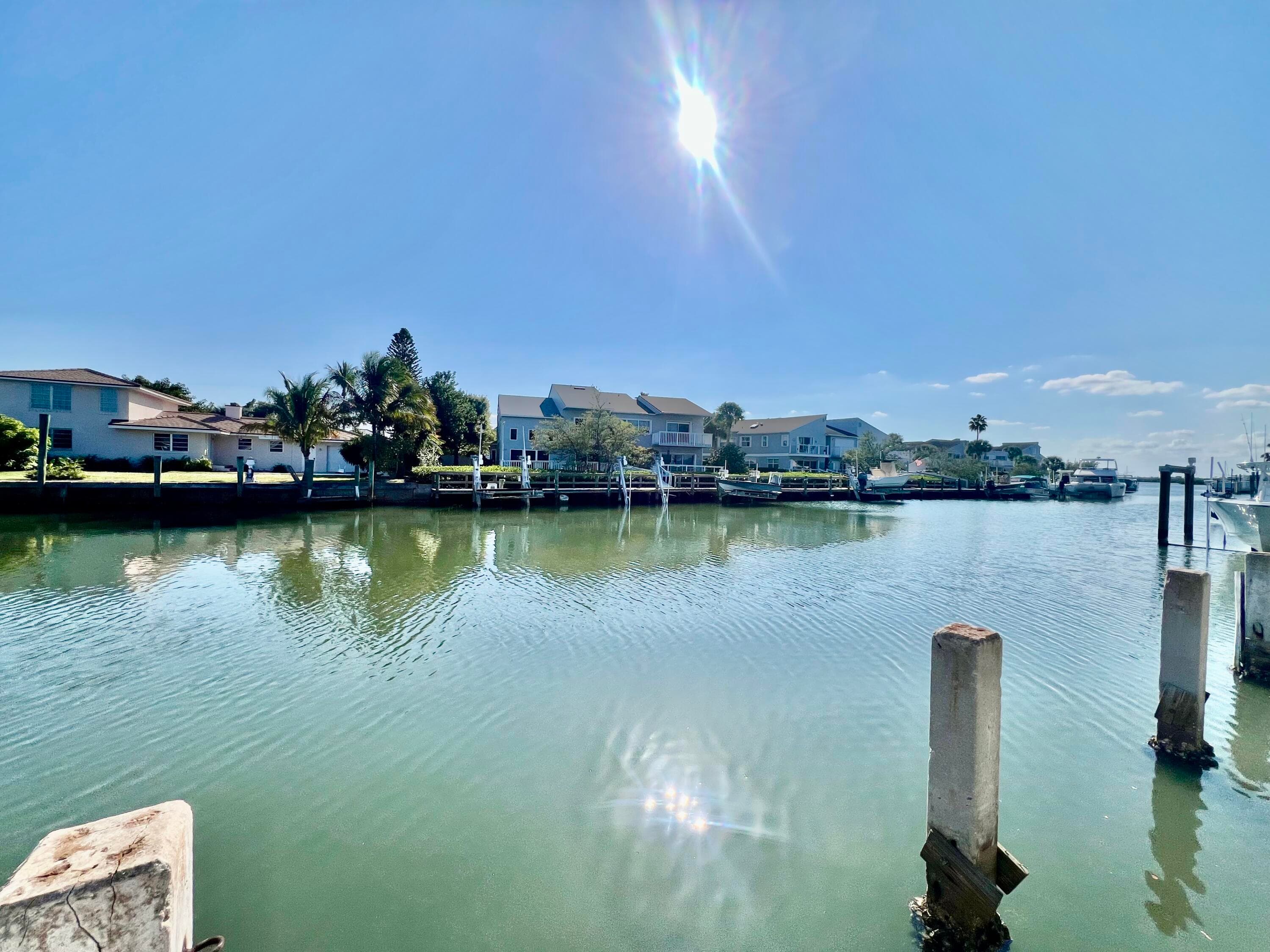 2486 Harbour Cove Drive, Hutchinson Island, FL 34949 25