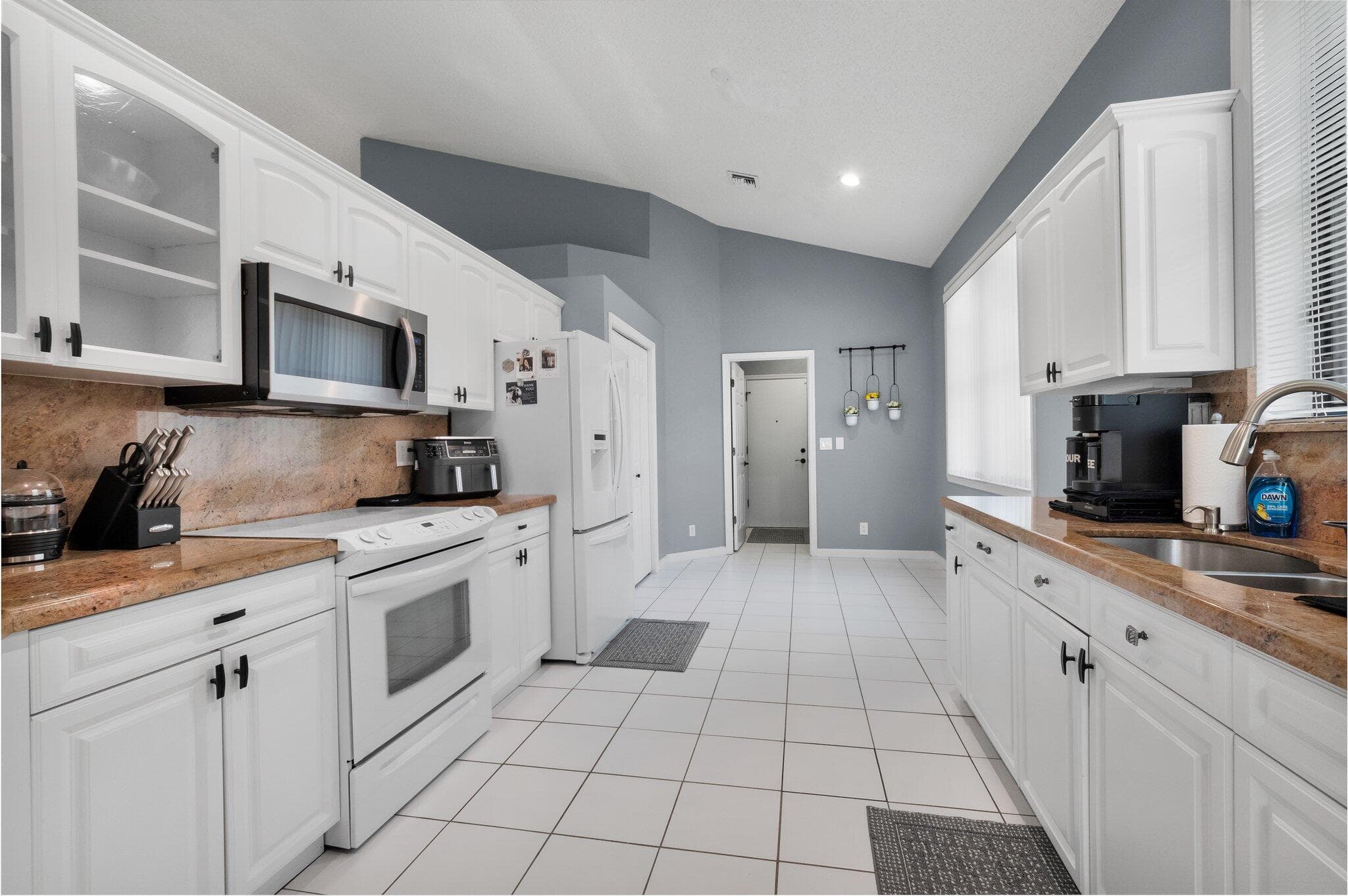 10393 Lexington Circle S, Boynton Beach, FL 33436 6