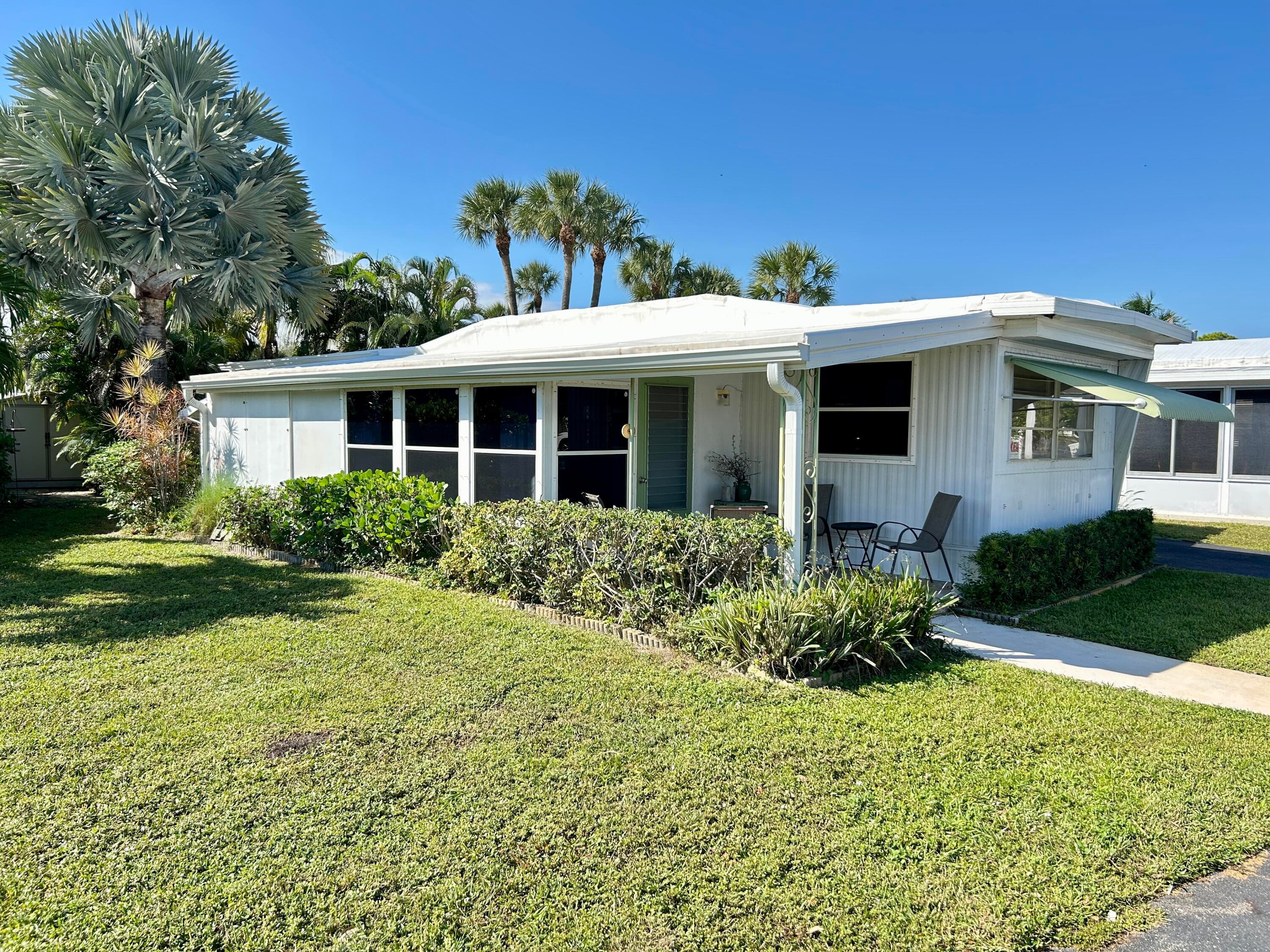 425 E Bougainvillea Drive, Deerfield Beach, FL 33442 2