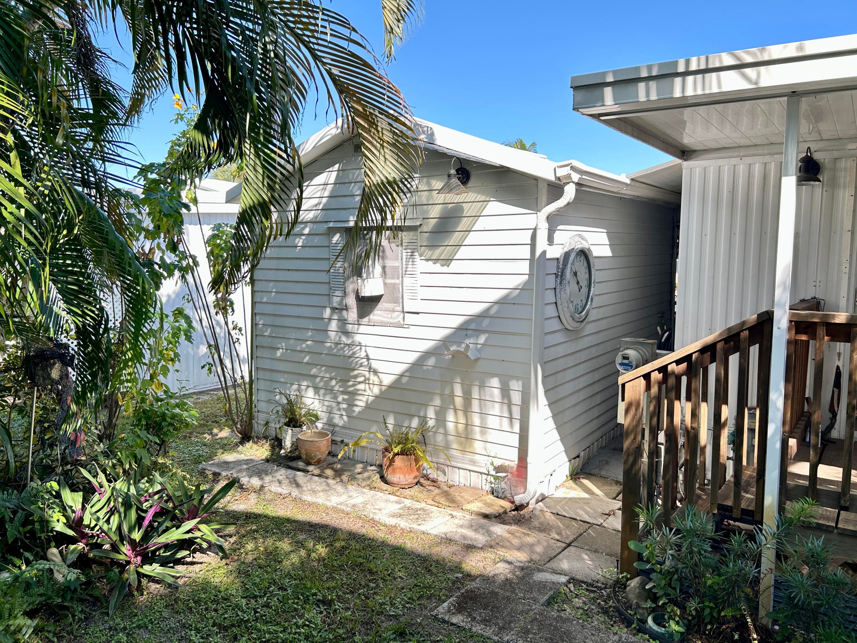 425 E Bougainvillea Drive, Deerfield Beach, FL 33442 9