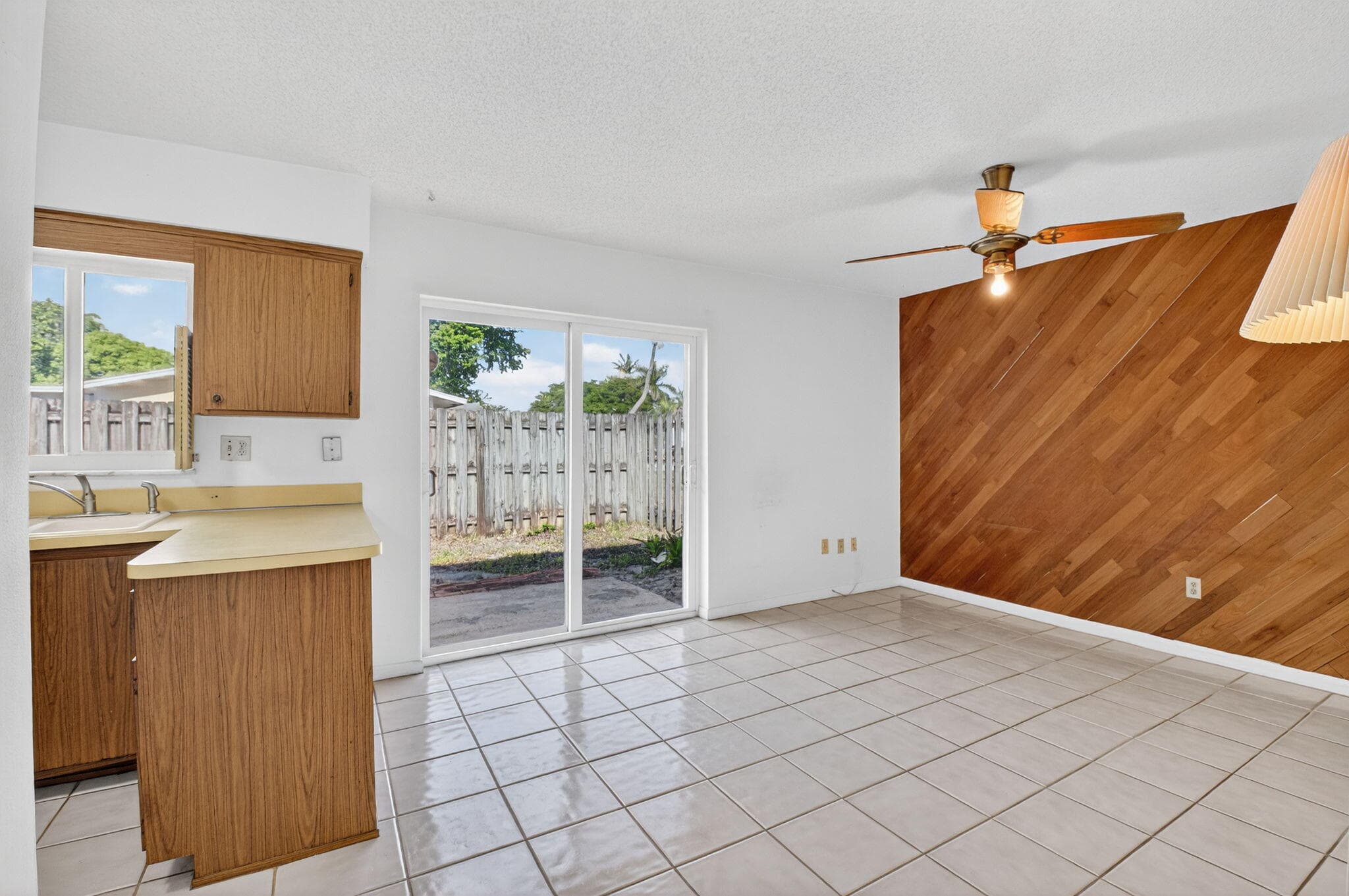 1601 NW 5th Street, Boca Raton, FL 33486 7
