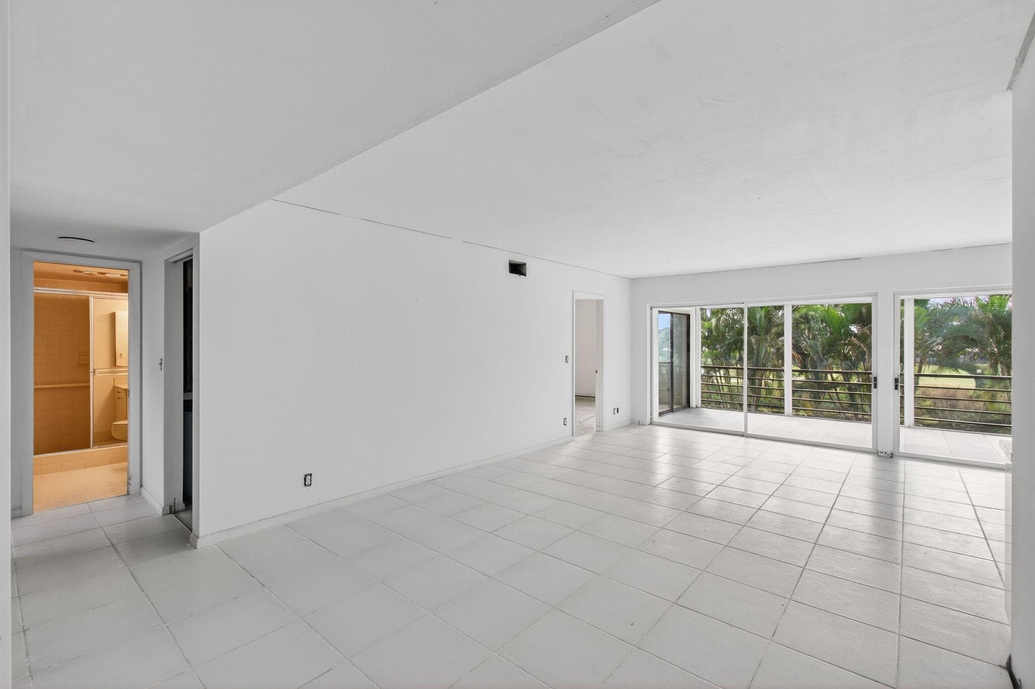 5771 Fairway Park Court 205, Boynton Beach, FL 33437 2