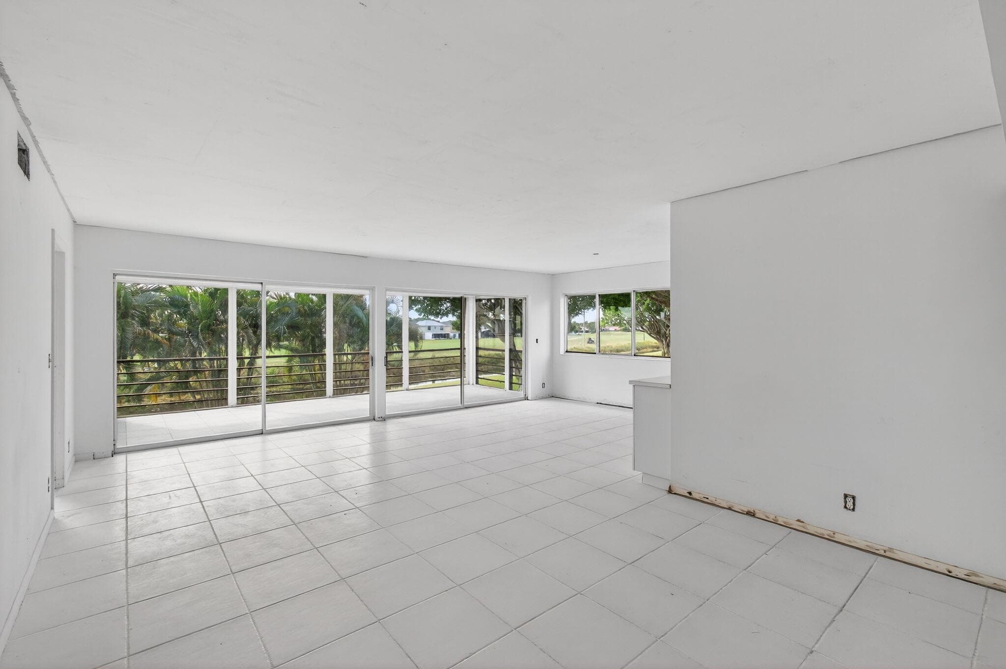 5771 Fairway Park Court 205, Boynton Beach, FL 33437 3