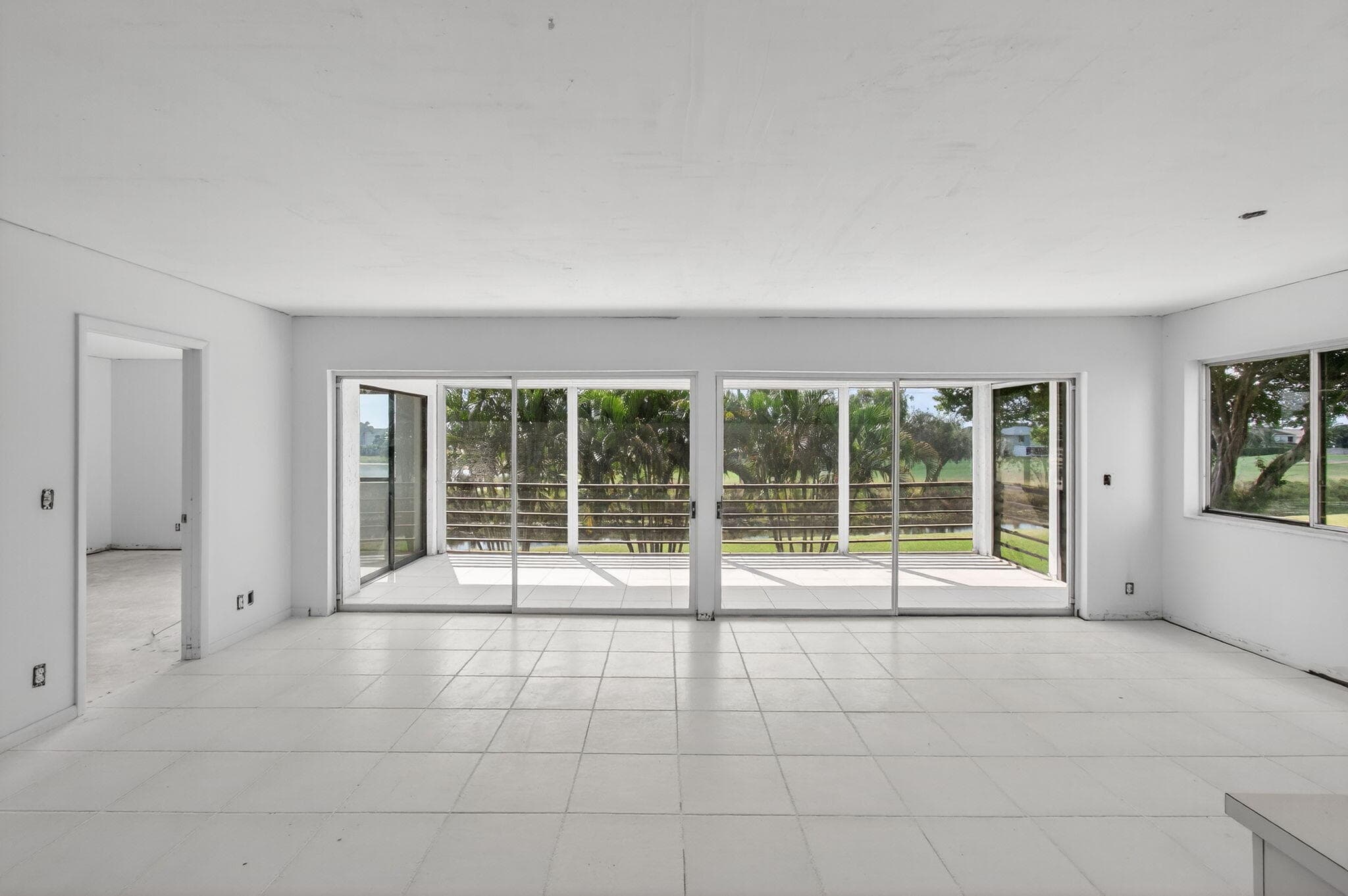5771 Fairway Park Court 205, Boynton Beach, FL 33437 5