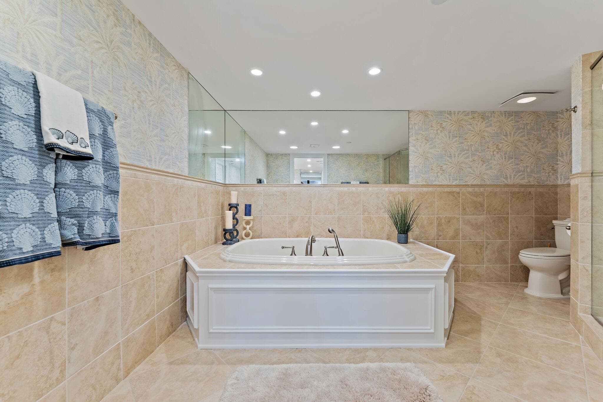 19670 Beach Road B303, Jupiter, FL 33469 37