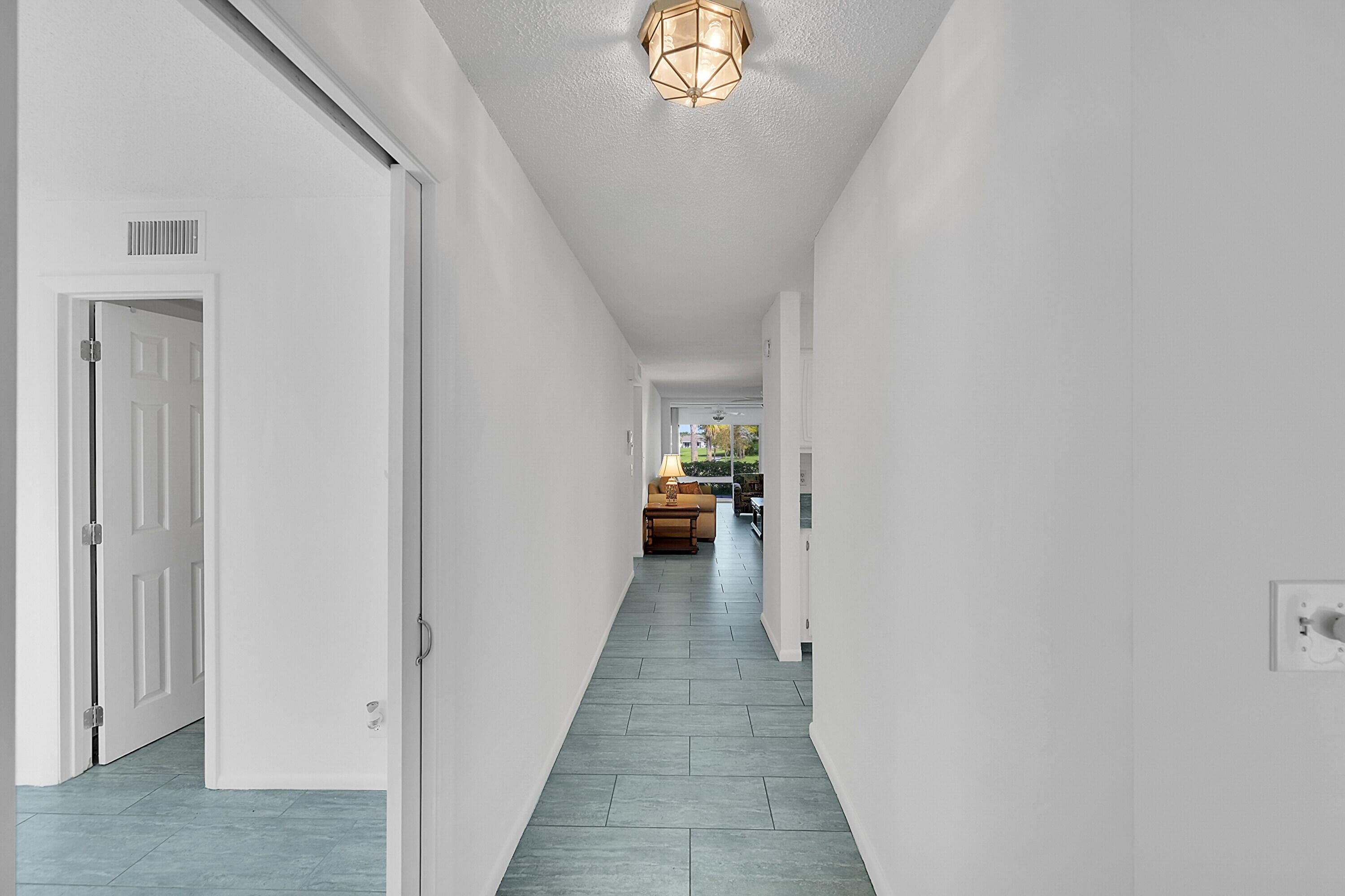 13791 Flora Place A, Delray Beach, FL 33484 5