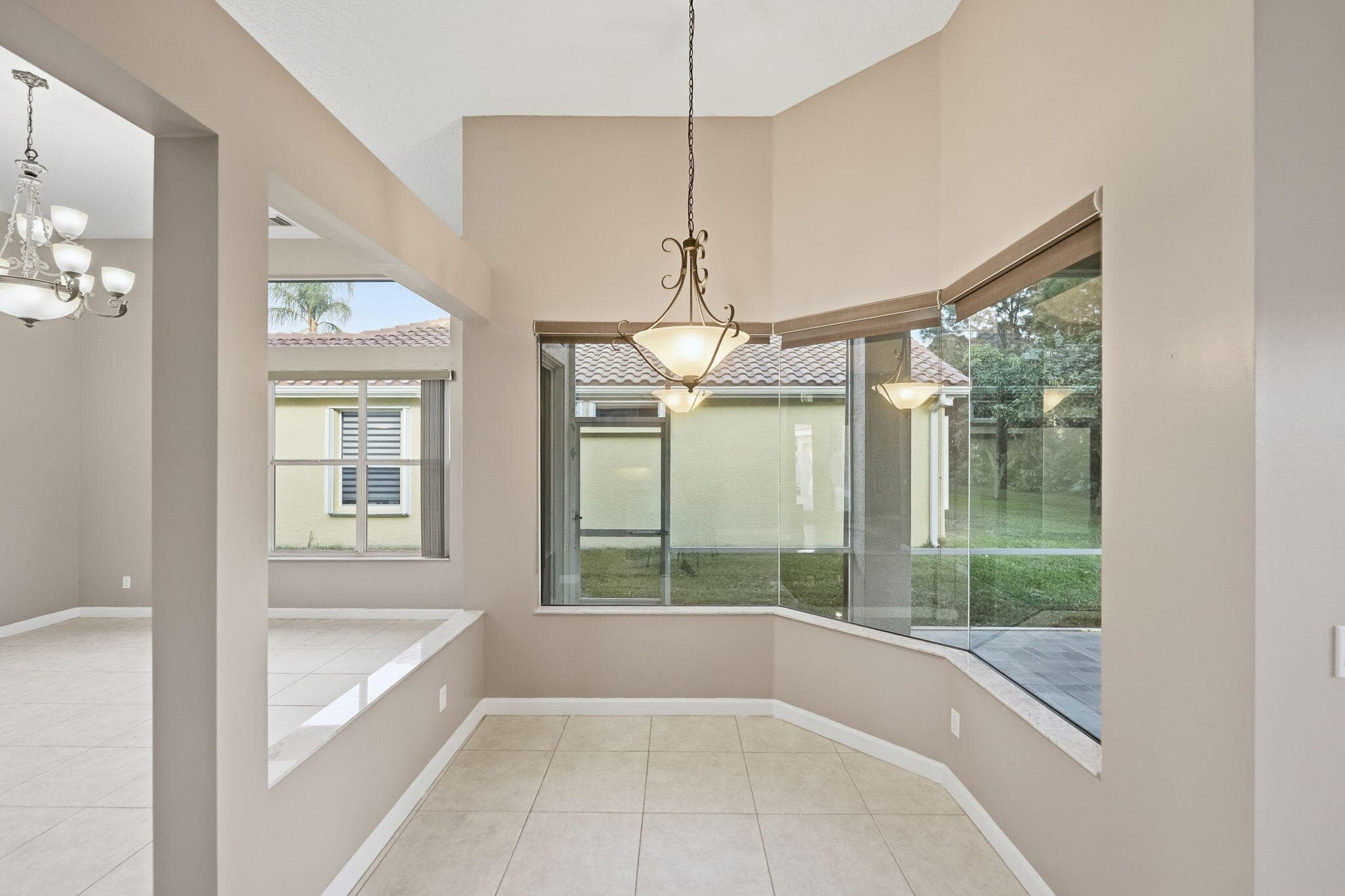 665 SW Lake Charles Circle, FL 34986 37