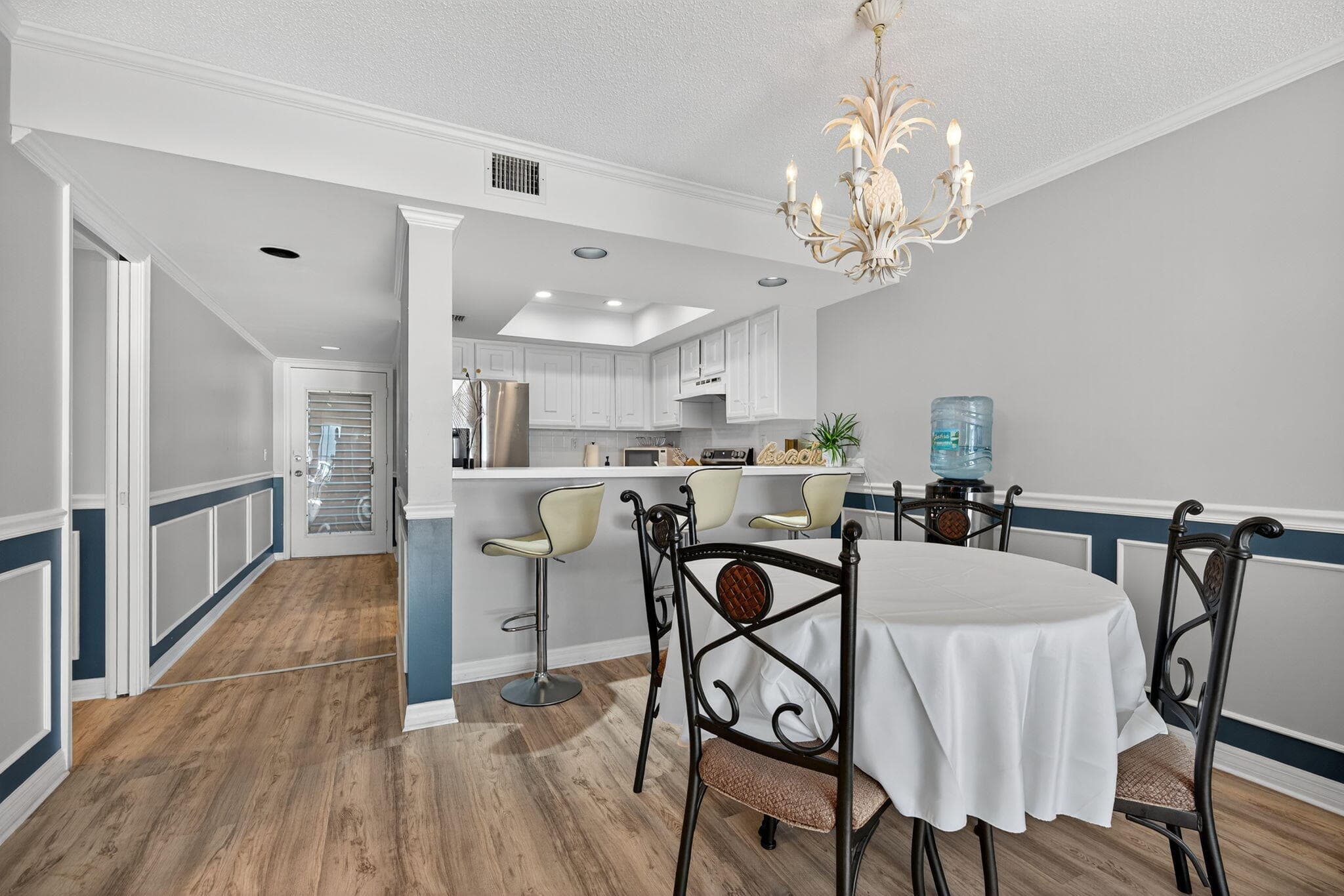 390 NE Edgewater Drive 403, Stuart, FL 34996 9