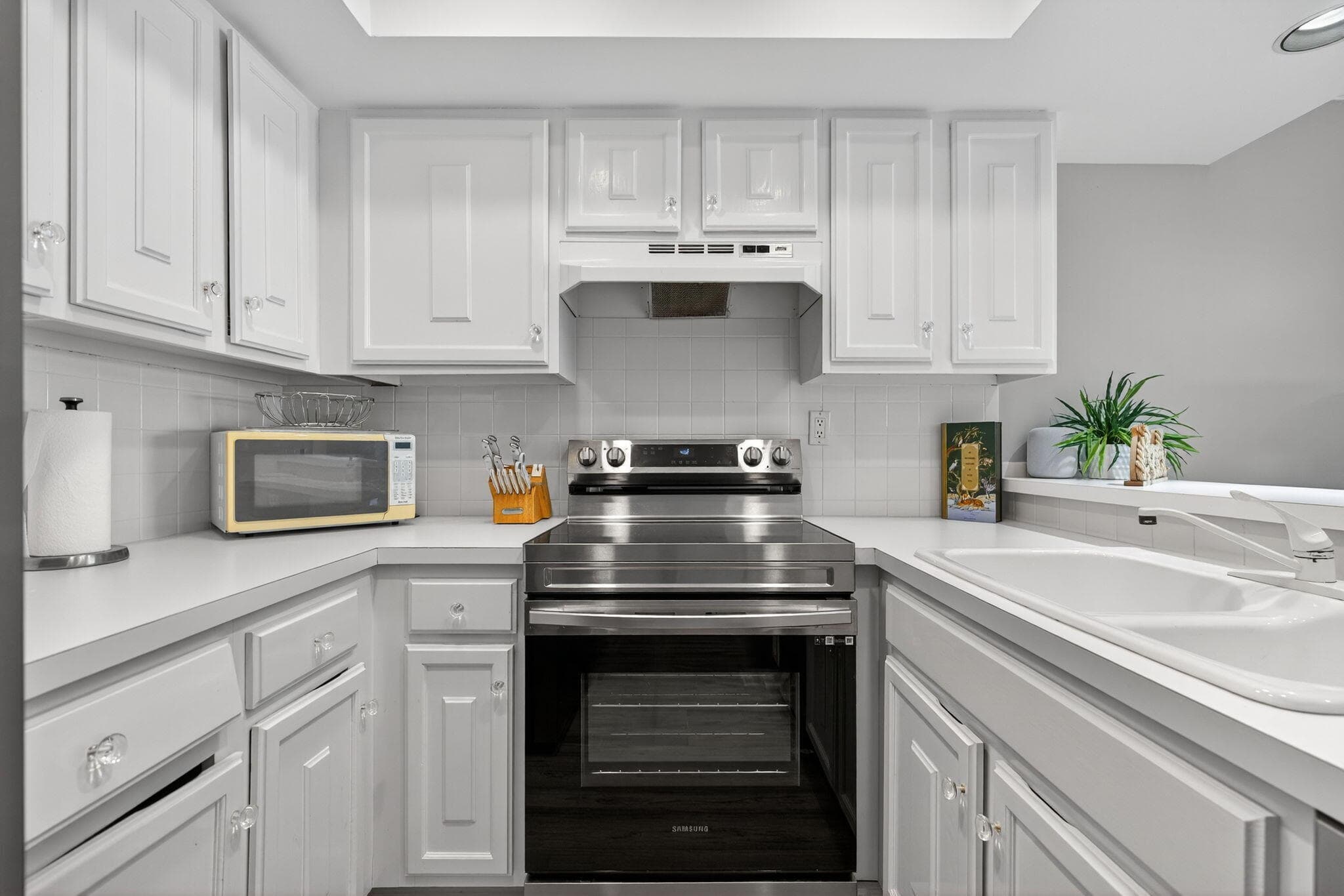 390 NE Edgewater Drive 403, Stuart, FL 34996 12