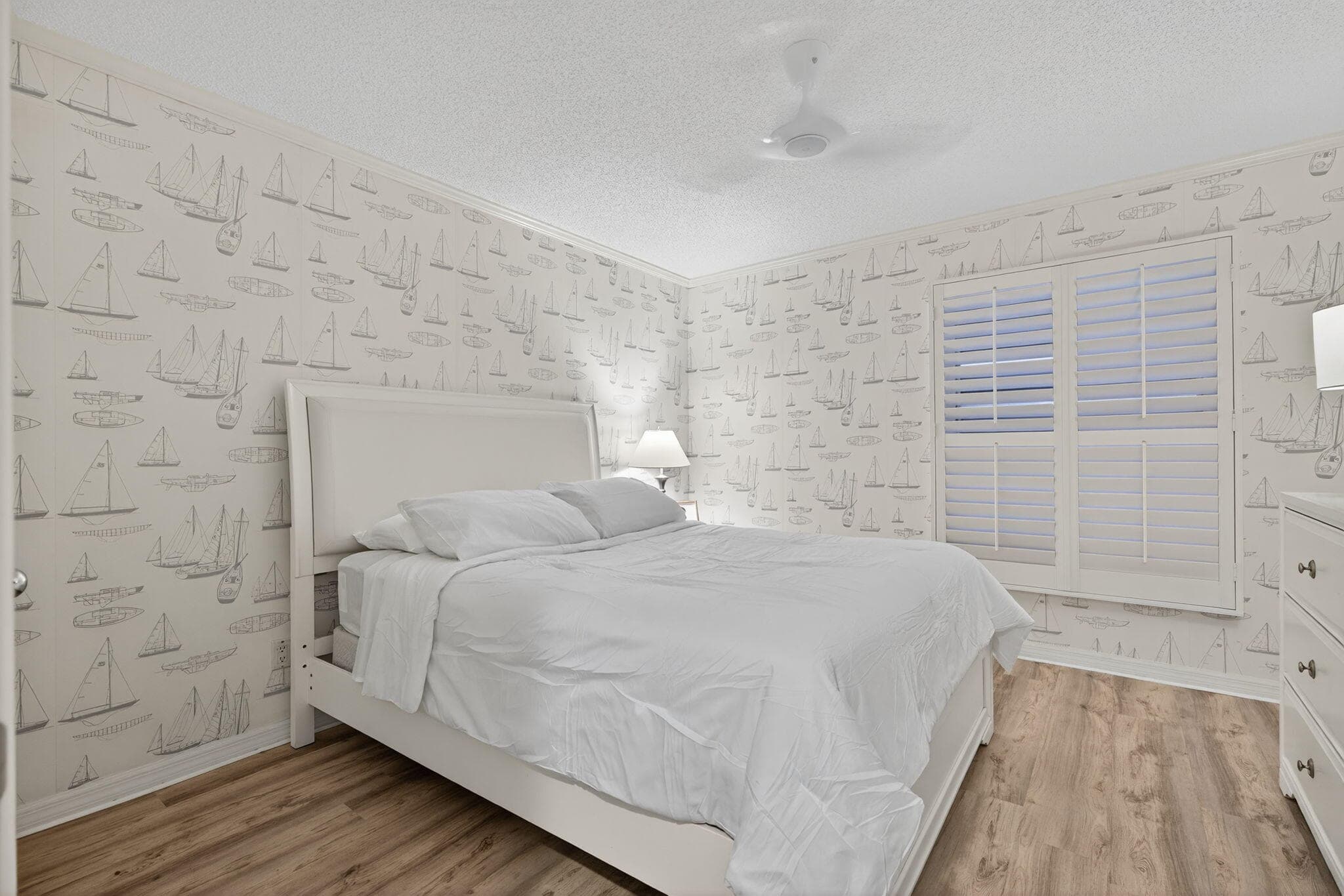 390 NE Edgewater Drive 403, Stuart, FL 34996 18